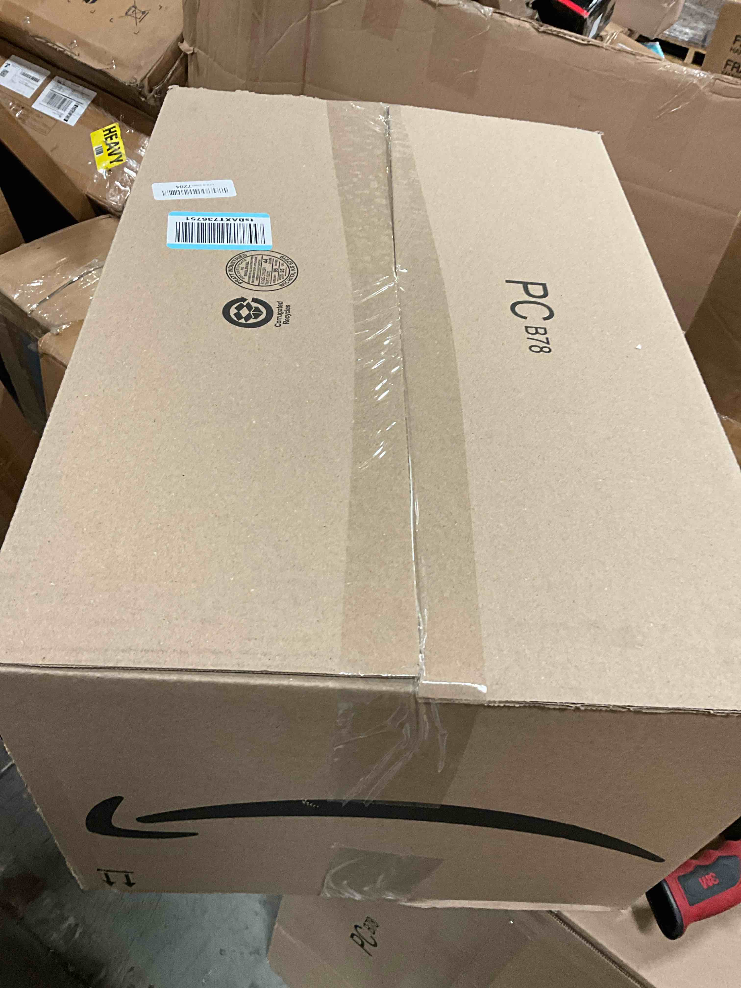 https://s3.amazonaws.com/lotting-images-prod/bidfta/TEA1665814_1754661826848.jpeg
