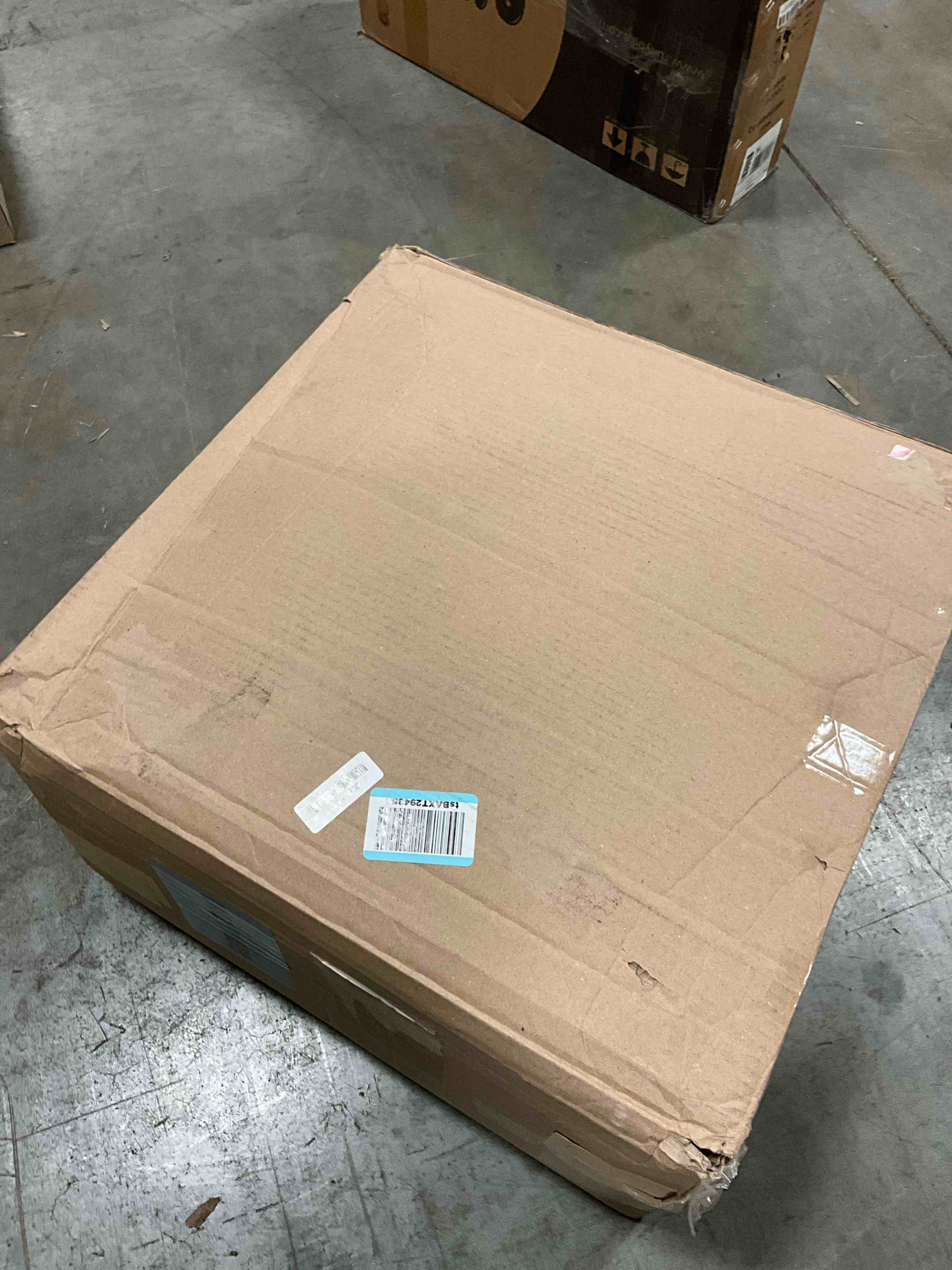 https://s3.amazonaws.com/lotting-images-prod/bidfta/TEA1665818_1754662138698.jpeg