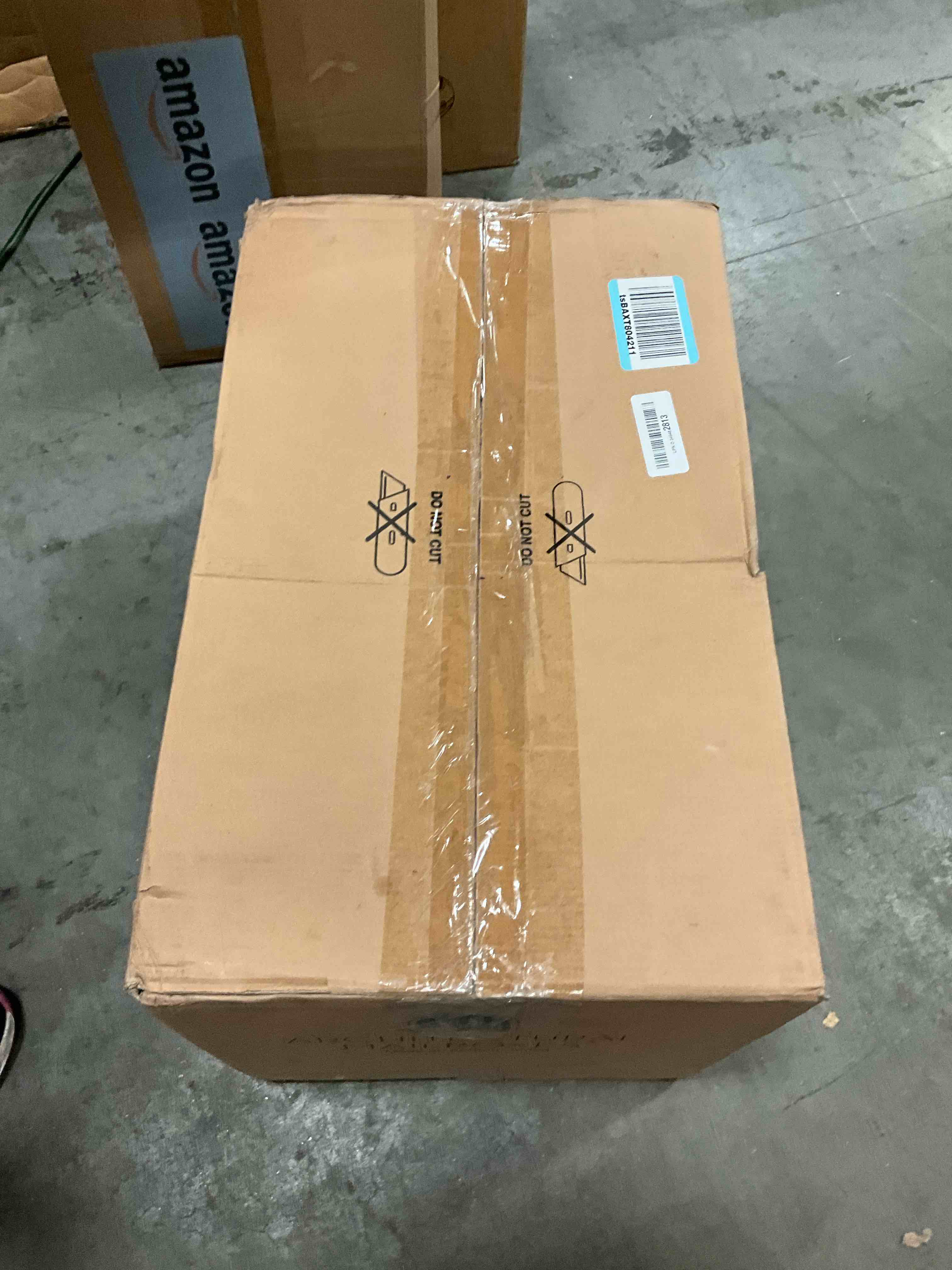 https://s3.amazonaws.com/lotting-images-prod/bidfta/TEA1665956_1754921993009.jpeg