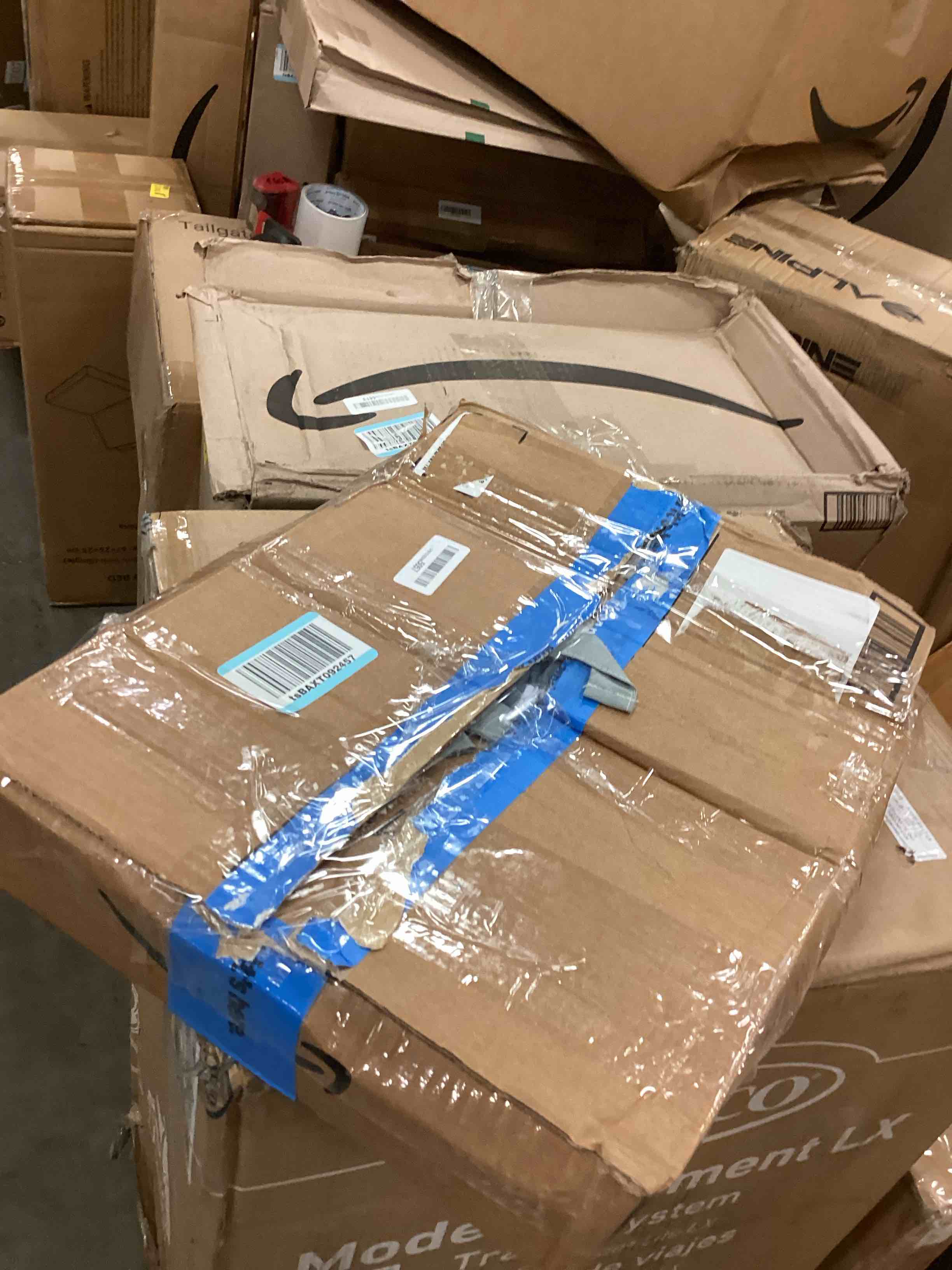 https://s3.amazonaws.com/lotting-images-prod/bidfta/TEA1665987_1754921377569.jpeg