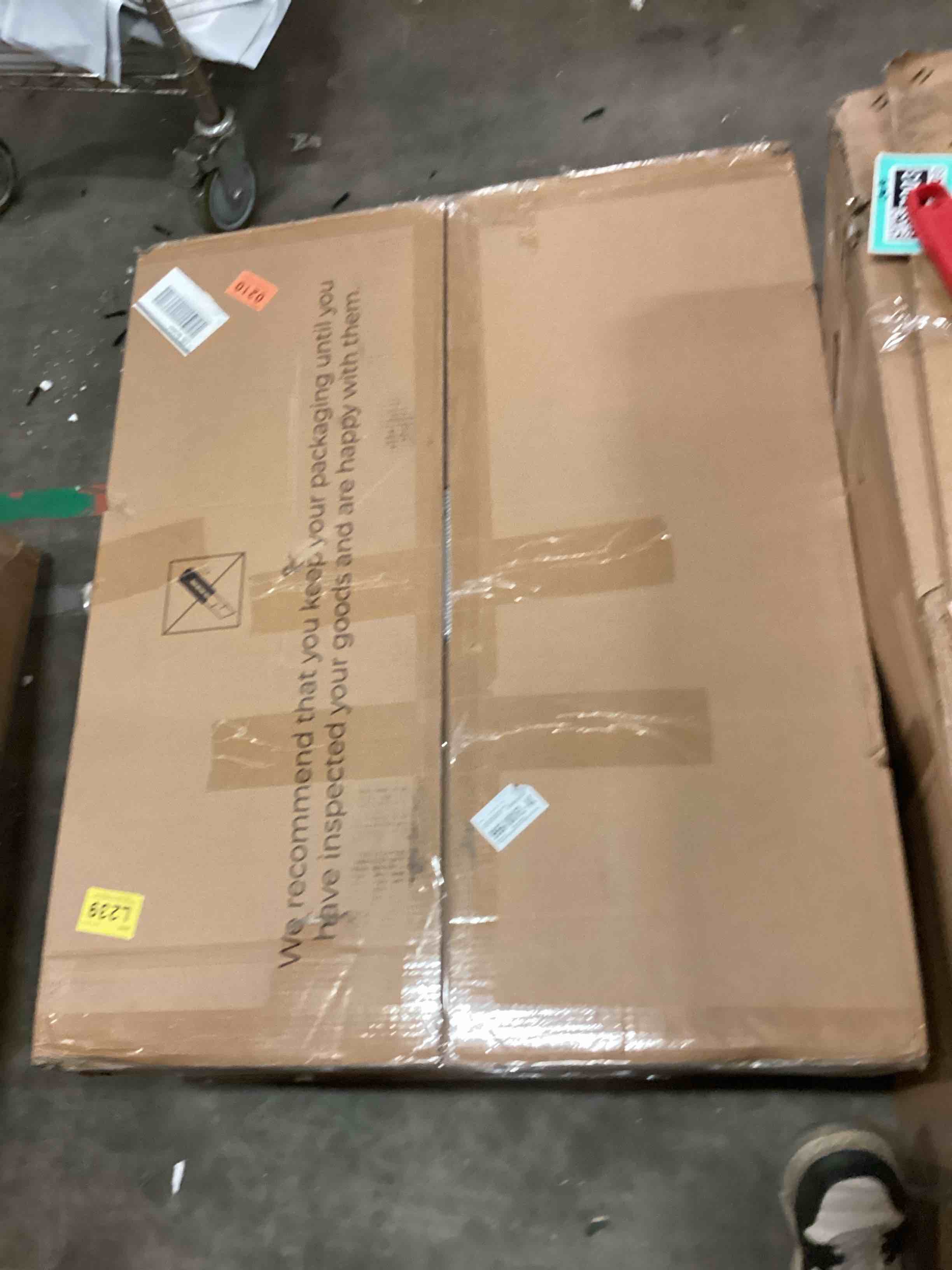https://s3.amazonaws.com/lotting-images-prod/bidfta/TEA1667003_1749664175282.jpeg
