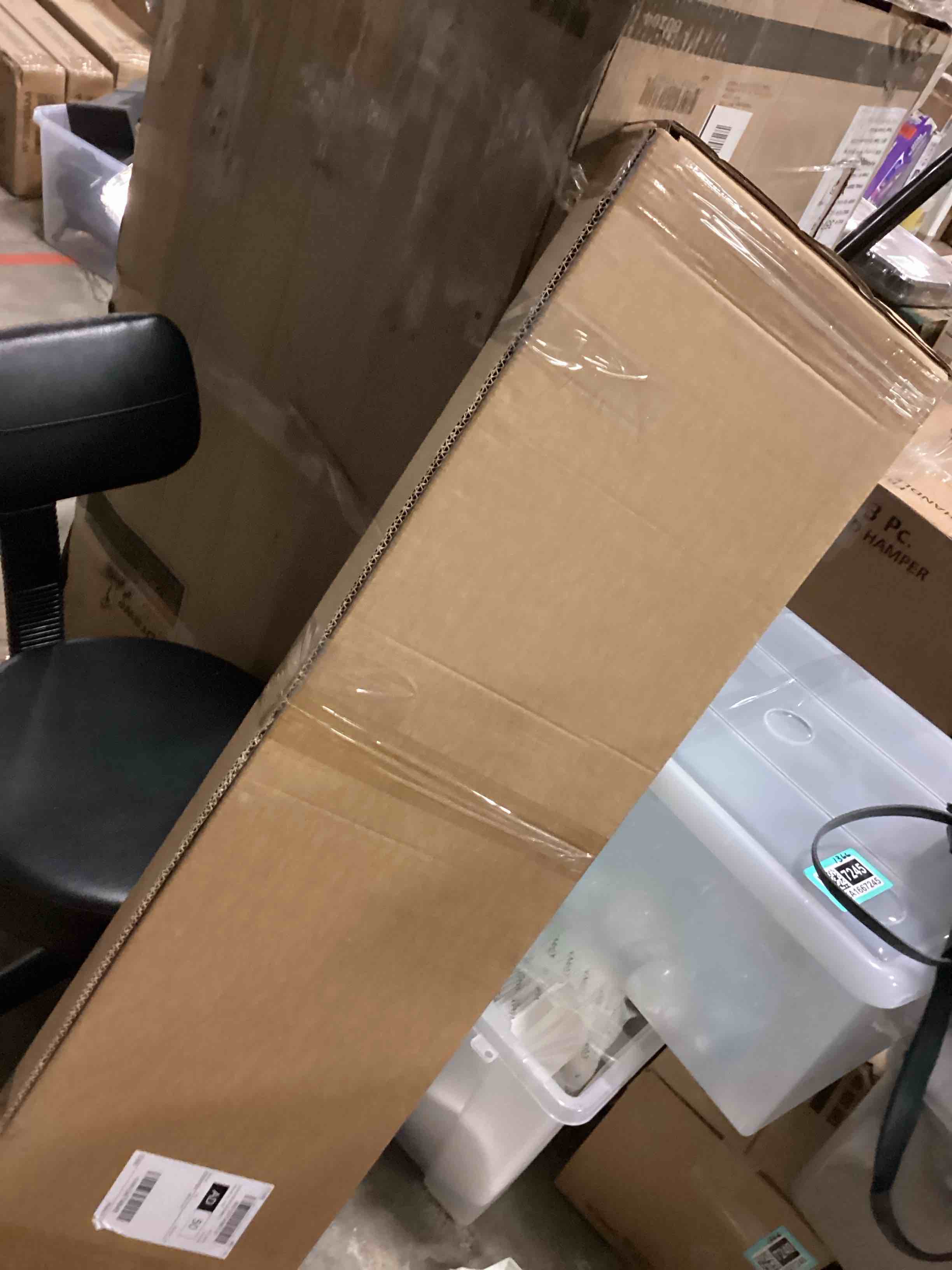 https://s3.amazonaws.com/lotting-images-prod/bidfta/TEA1667322_1750438301244.jpeg