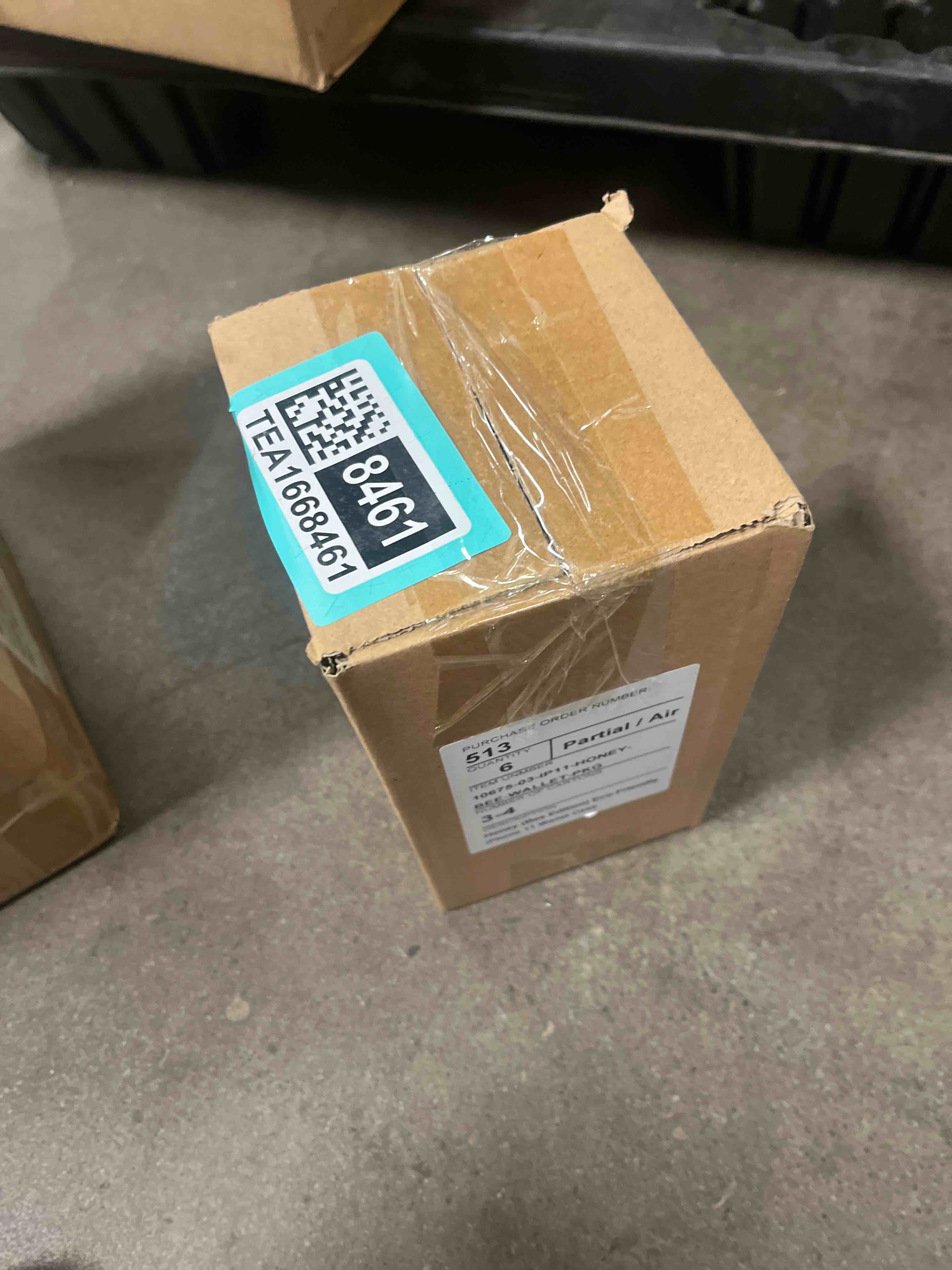 https://s3.amazonaws.com/lotting-images-prod/bidfta/TEA1668461_1755537119529.jpeg