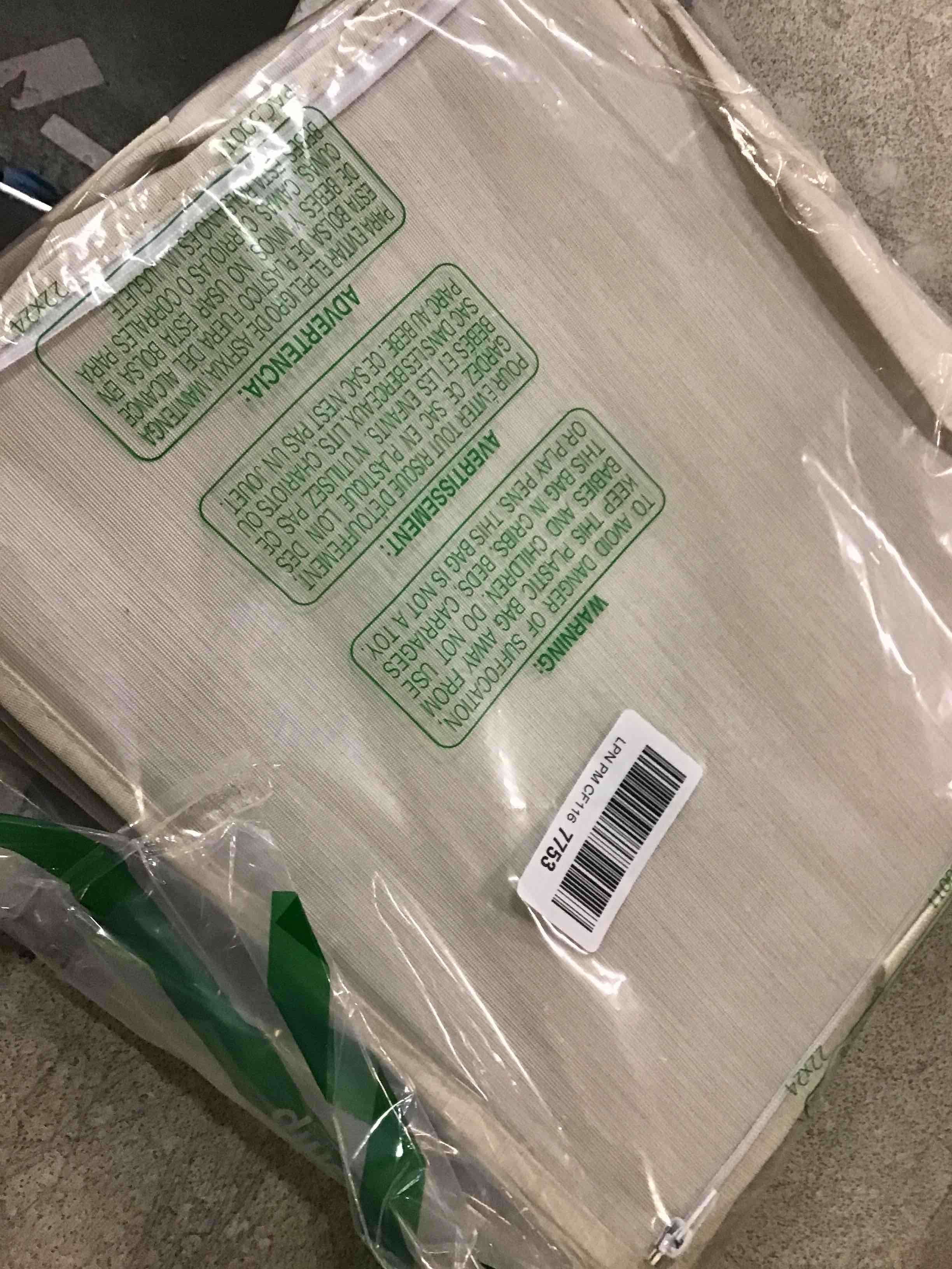 https://s3.amazonaws.com/lotting-images-prod/bidfta/TEA1673076_1733487132437.jpeg