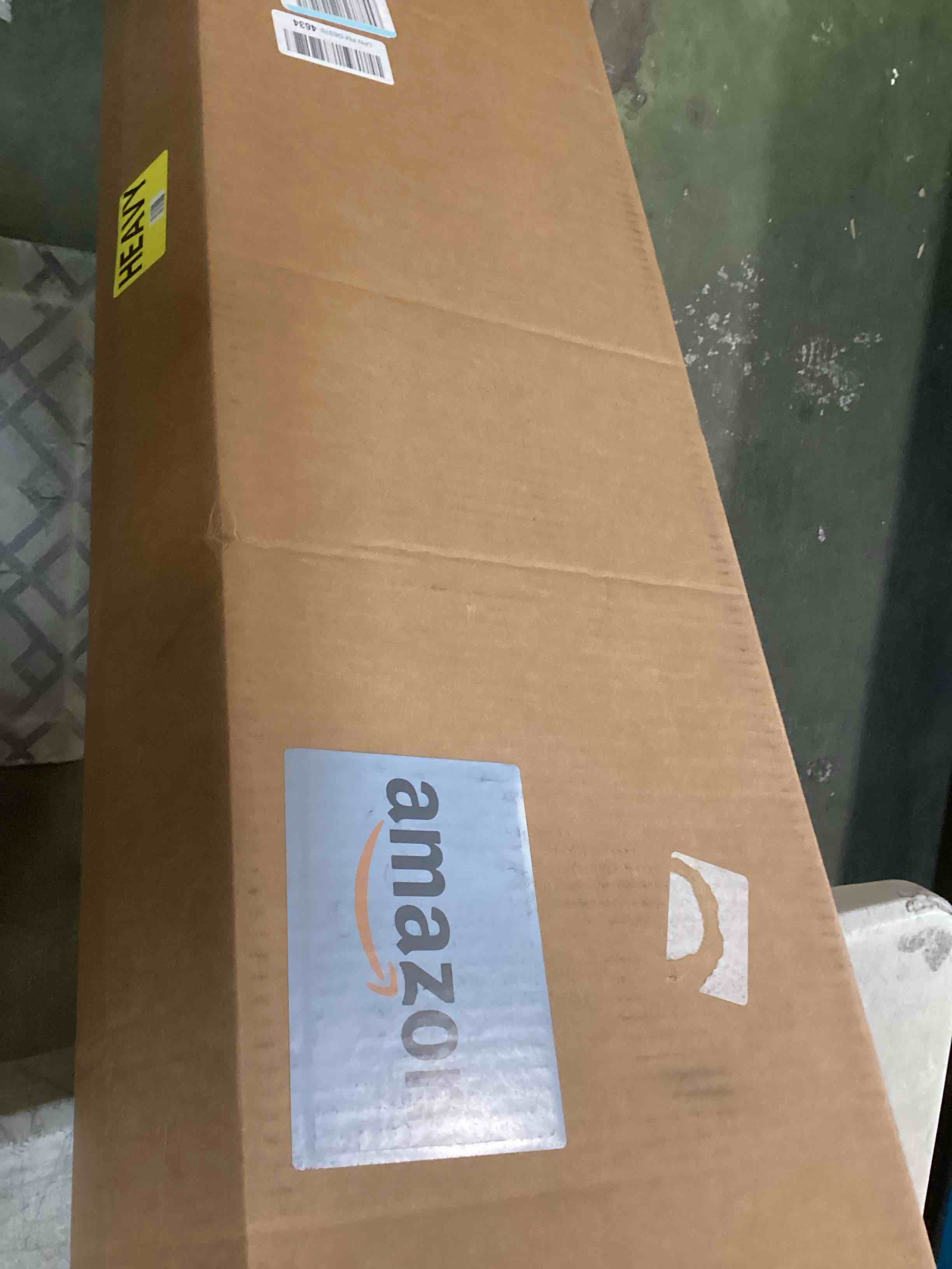 https://s3.amazonaws.com/lotting-images-prod/bidfta/TEA1674263_1734021586626.jpeg