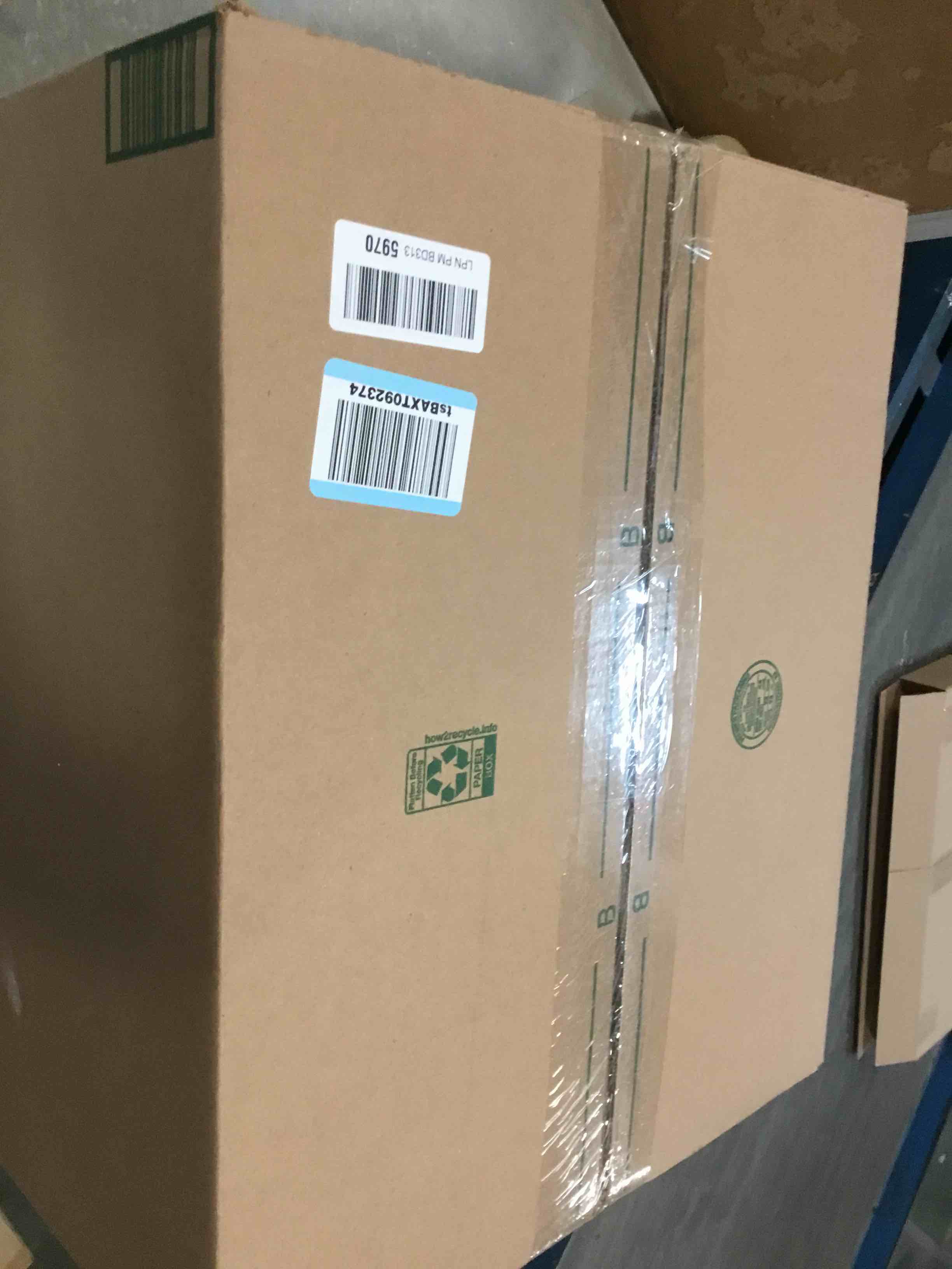 https://s3.amazonaws.com/lotting-images-prod/bidfta/TEA1675364_1737984477803.jpeg