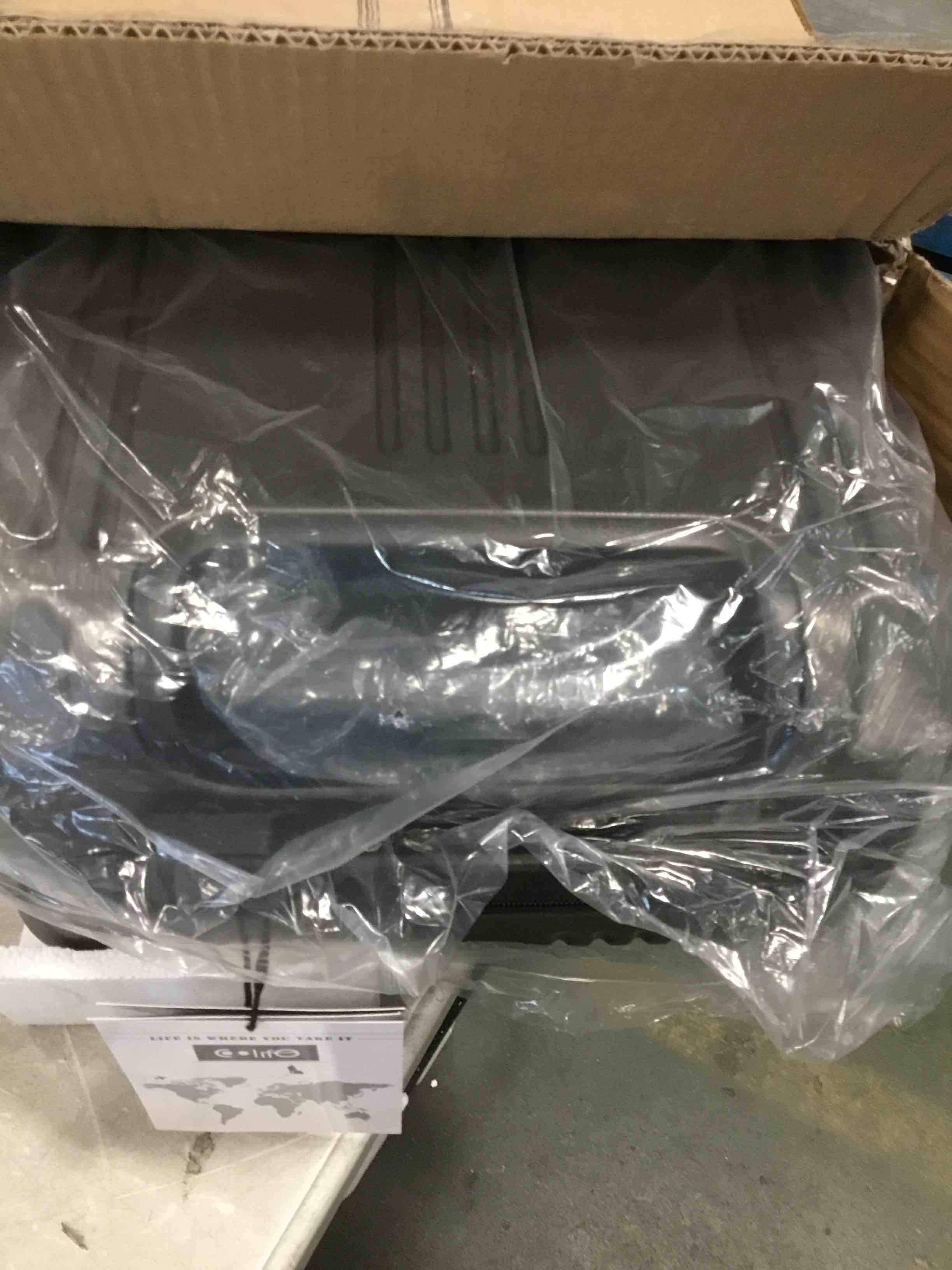 https://s3.amazonaws.com/lotting-images-prod/bidfta/TEA1675376_1737985890044.jpeg