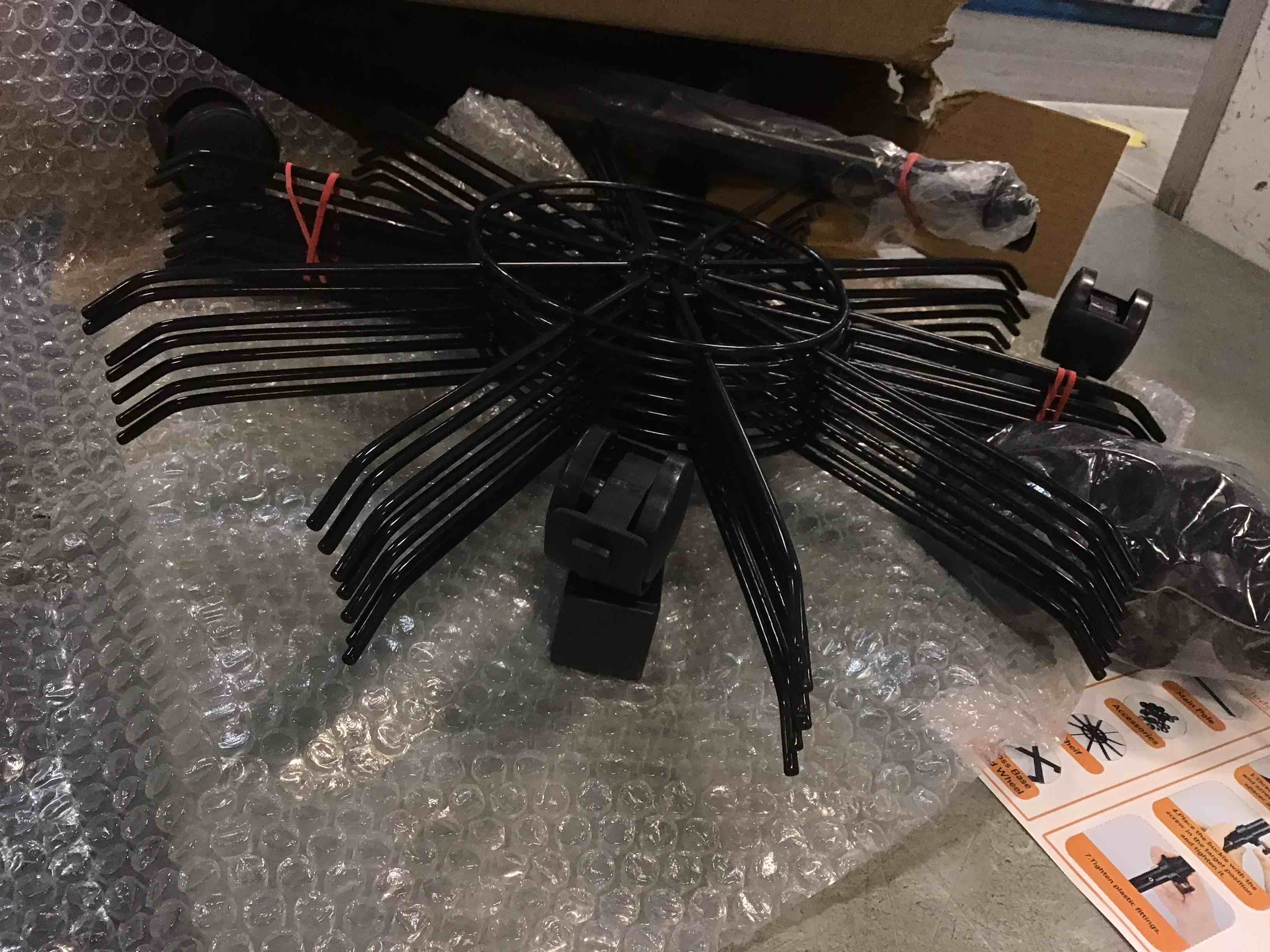 https://s3.amazonaws.com/lotting-images-prod/bidfta/TEA1675714_1738091711935.jpeg
