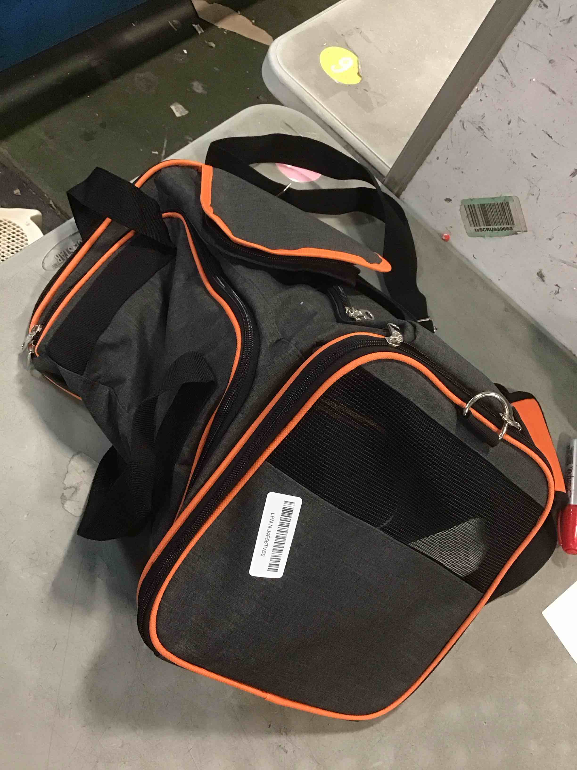 https://s3.amazonaws.com/lotting-images-prod/bidfta/TEA1675737_1738093663408.jpeg