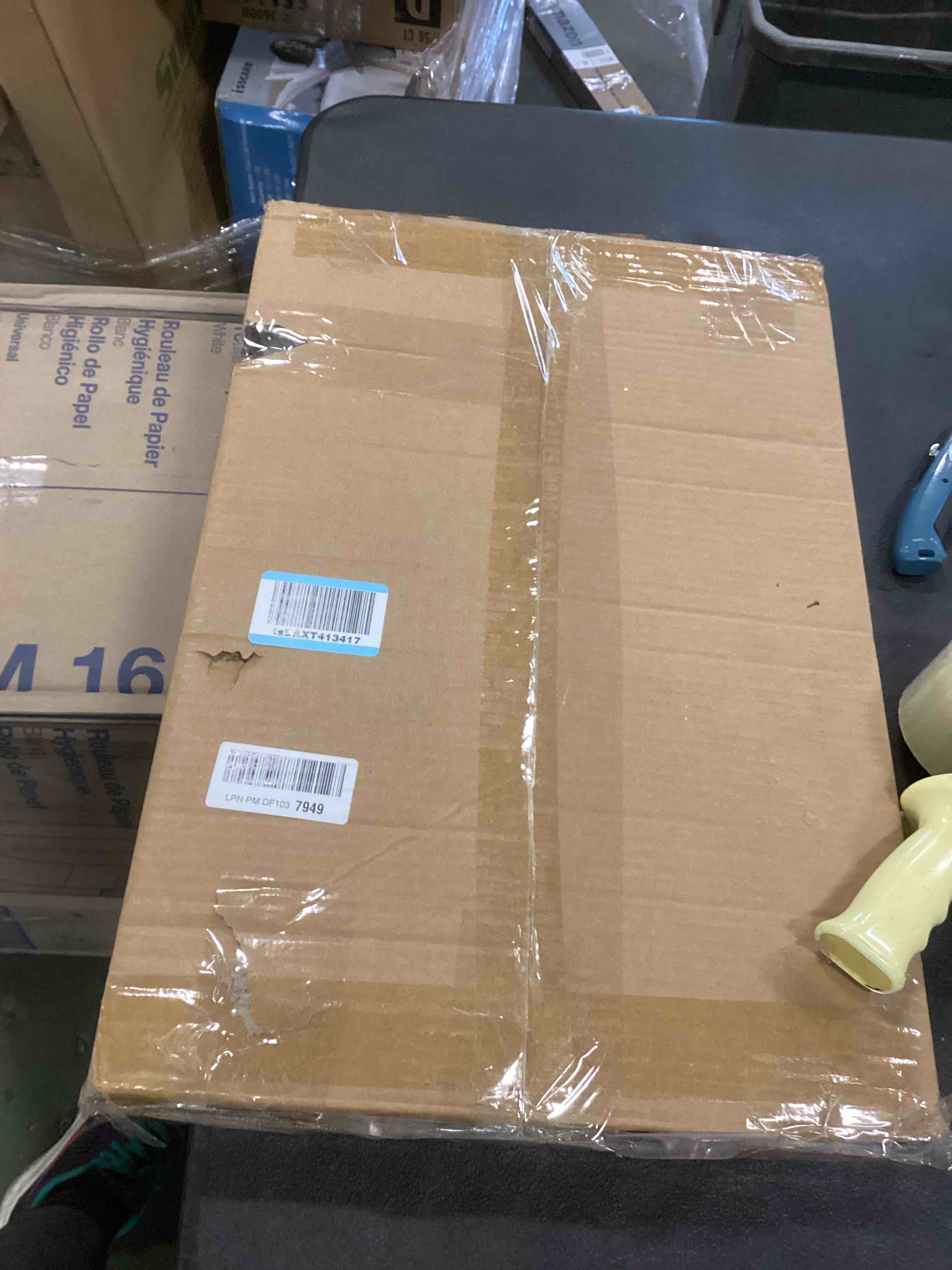 https://s3.amazonaws.com/lotting-images-prod/bidfta/TEA1675824_1738162261957.jpeg