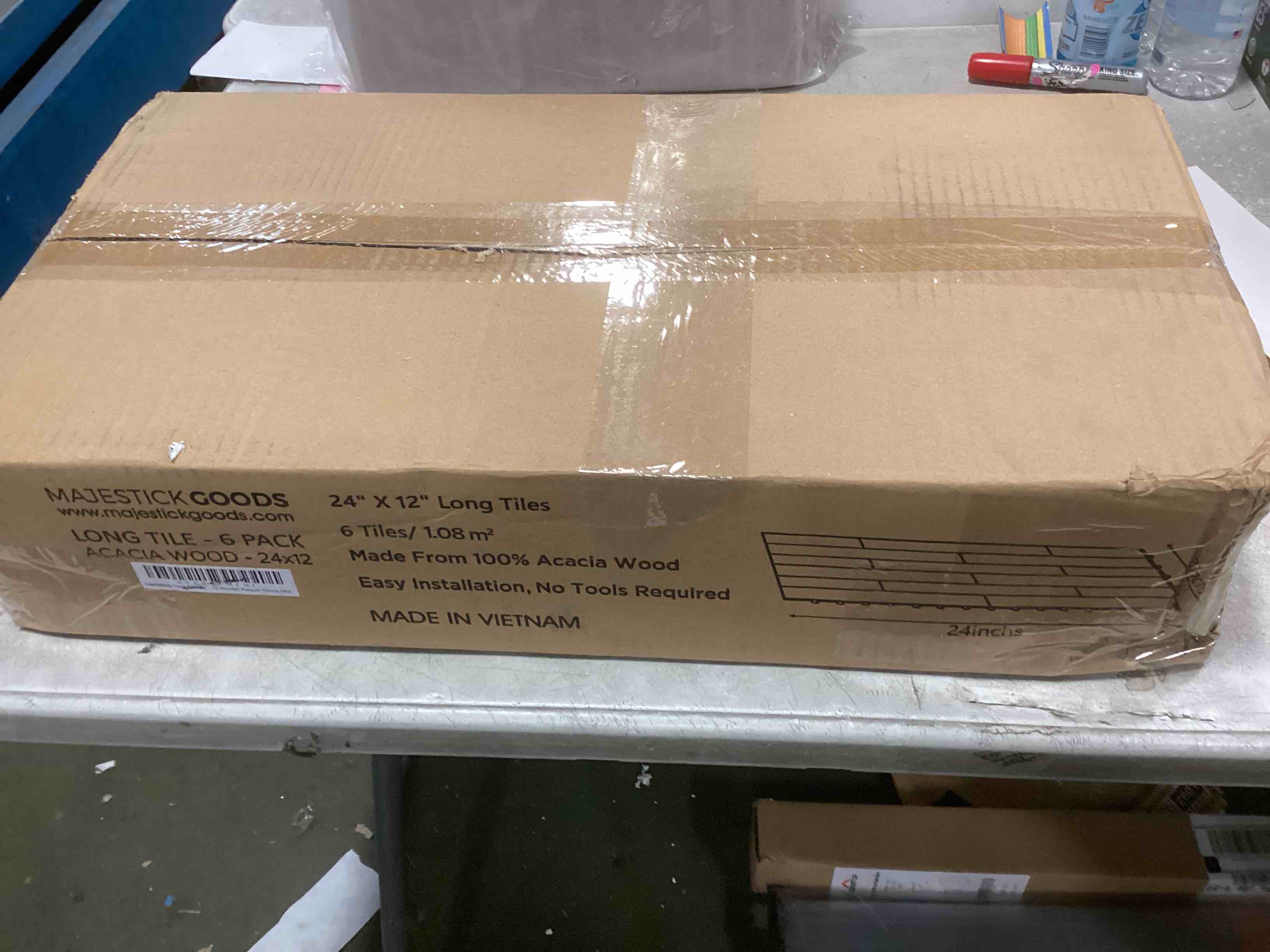 https://s3.amazonaws.com/lotting-images-prod/bidfta/TEA1676997_1738785361263.jpeg