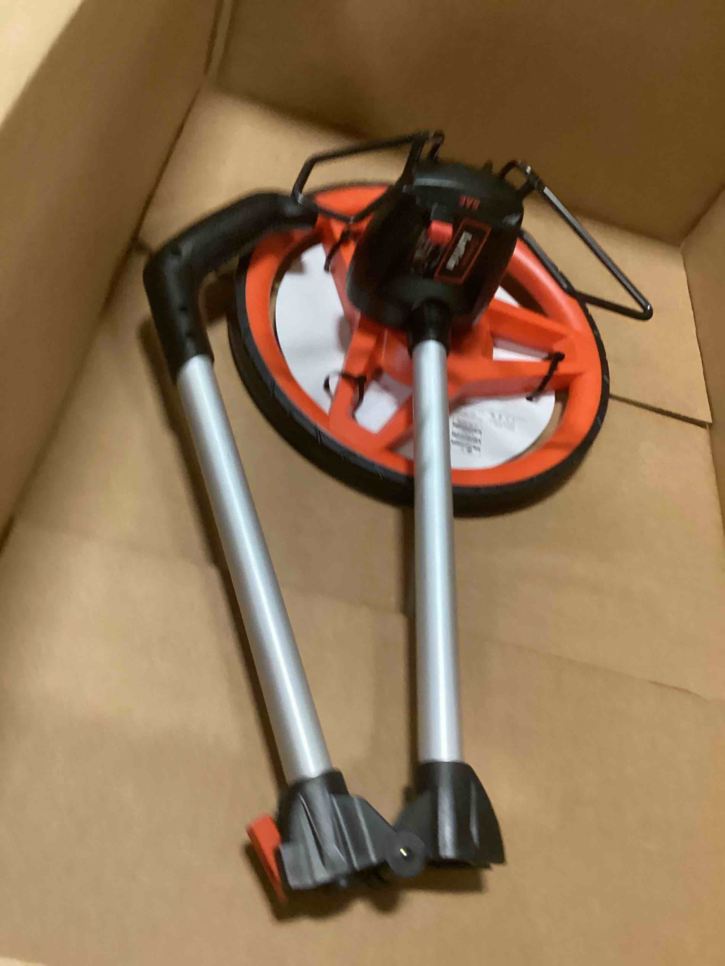 https://s3.amazonaws.com/lotting-images-prod/bidfta/TEA1677641_1739284872432.jpeg