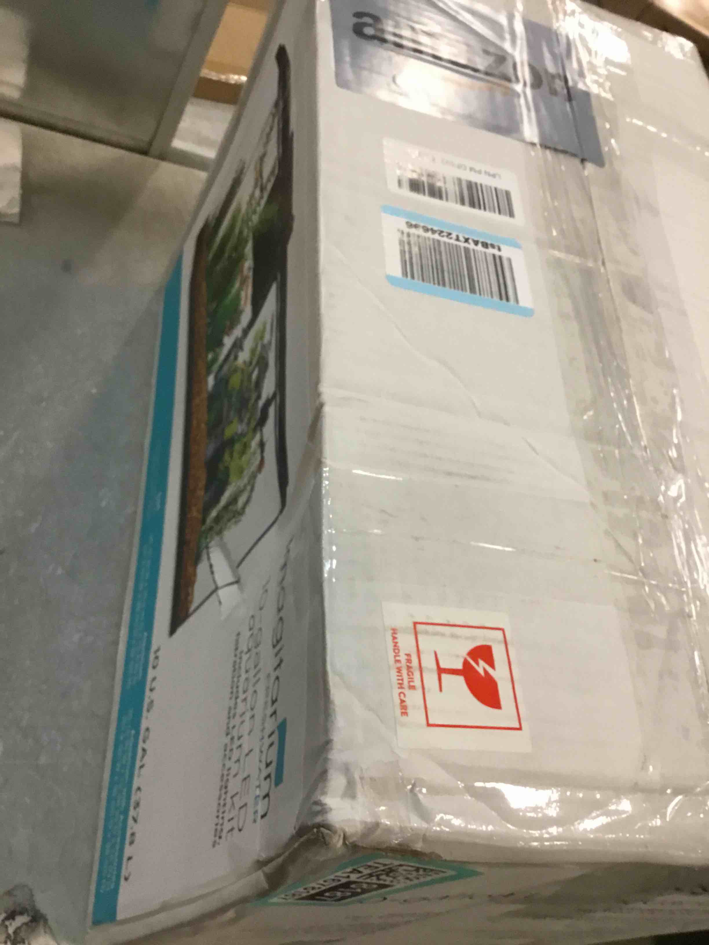 https://s3.amazonaws.com/lotting-images-prod/bidfta/TEA1678187_1734710386739.jpeg