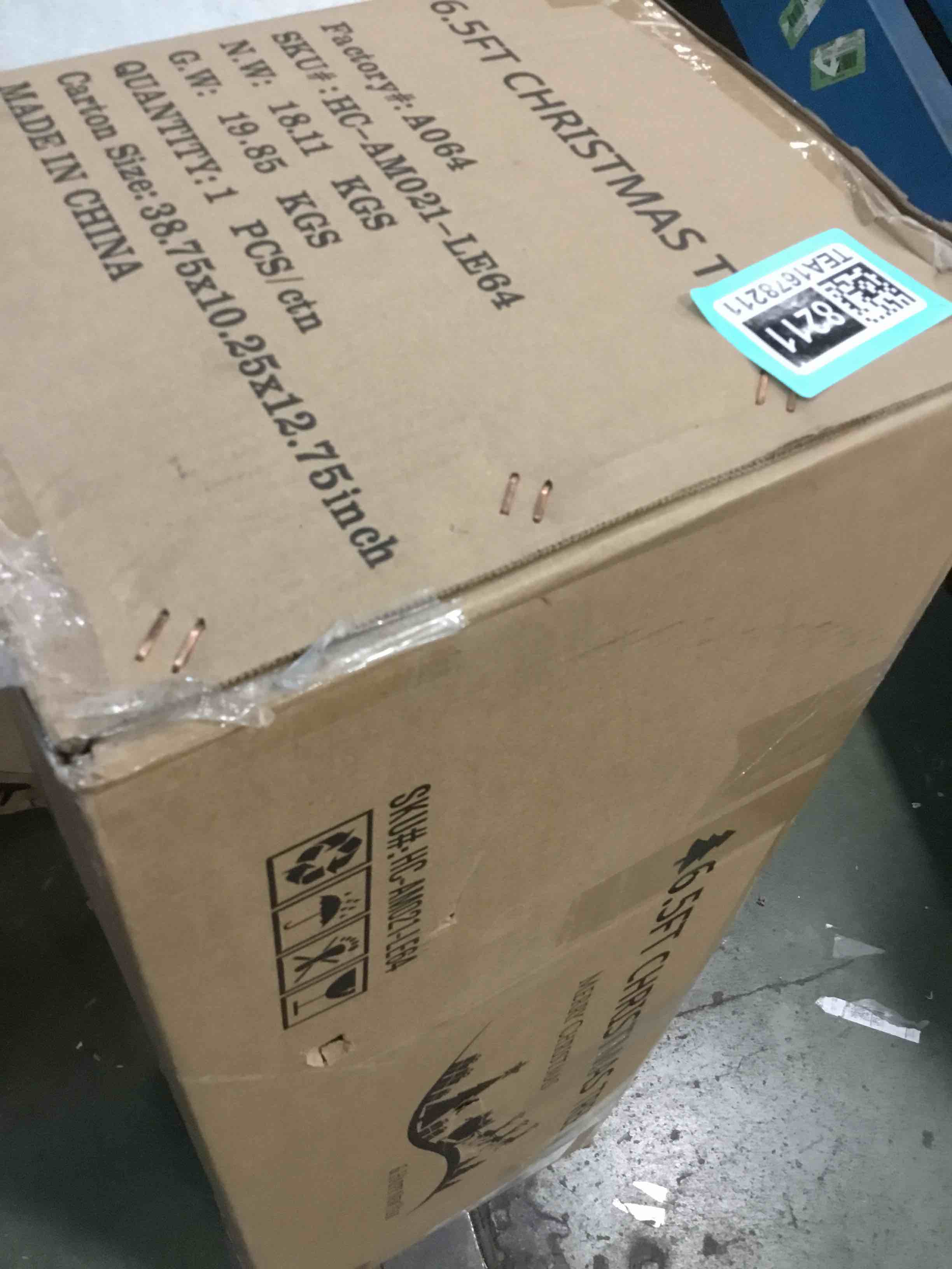 https://s3.amazonaws.com/lotting-images-prod/bidfta/TEA1678211_1734711881012.jpeg