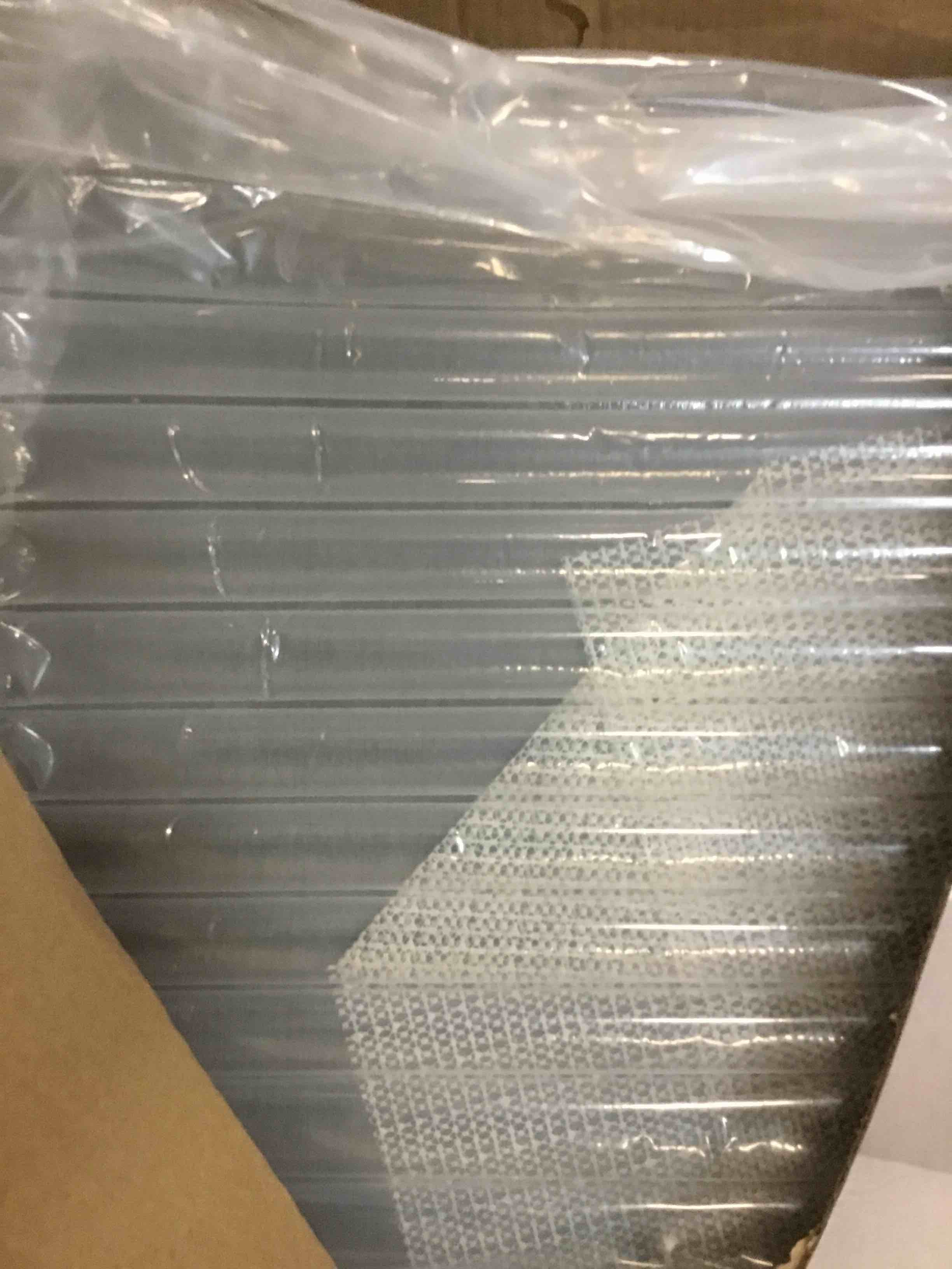 https://s3.amazonaws.com/lotting-images-prod/bidfta/TEA1678227_1734713730490.jpeg