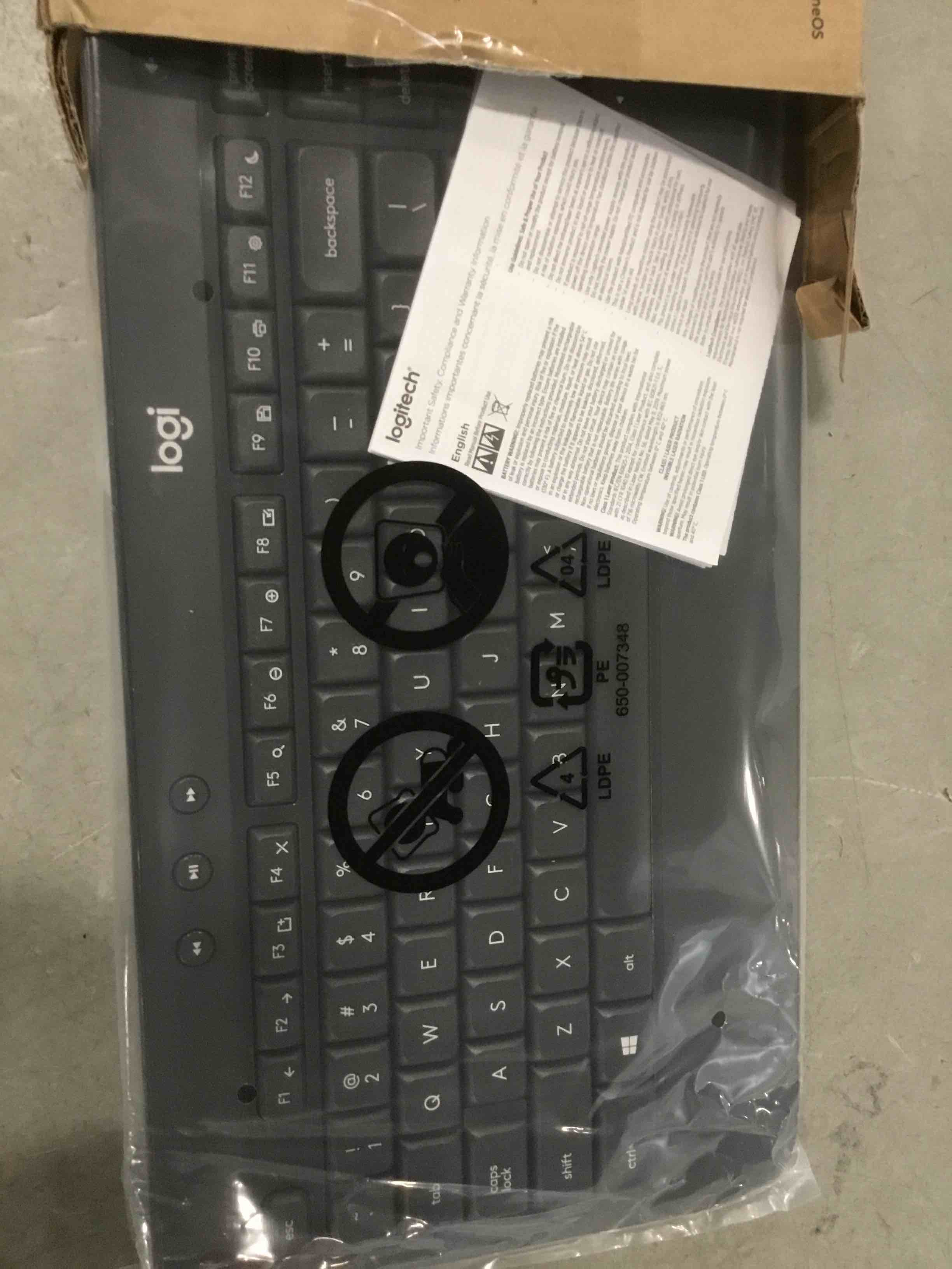 https://s3.amazonaws.com/lotting-images-prod/bidfta/TEA1678457_1734968119068.jpeg