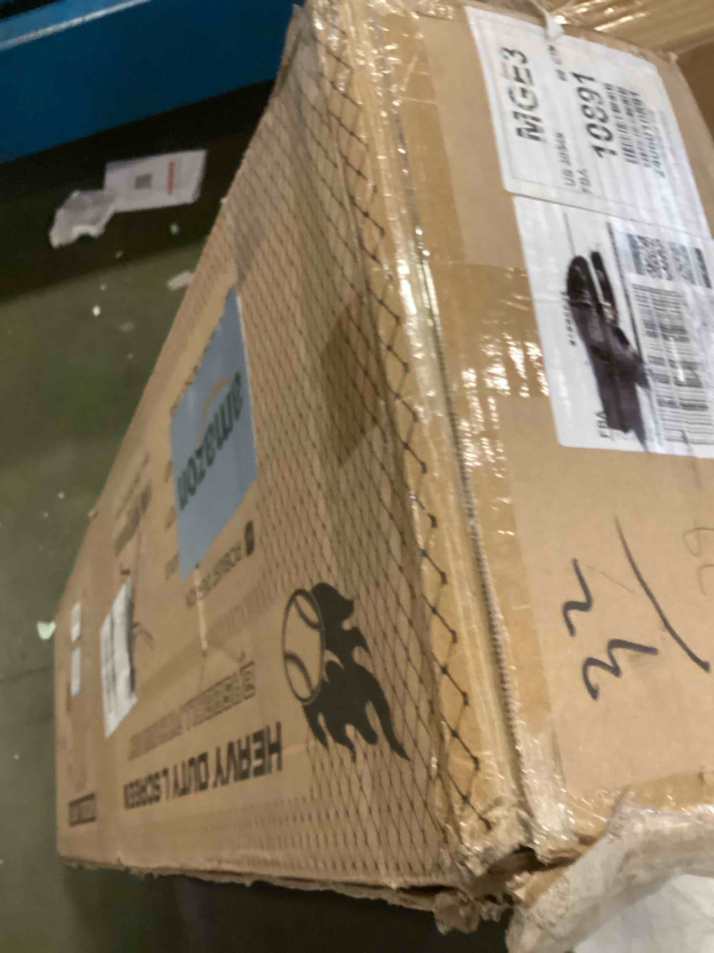 https://s3.amazonaws.com/lotting-images-prod/bidfta/TEA1679029_1735245584509.jpeg