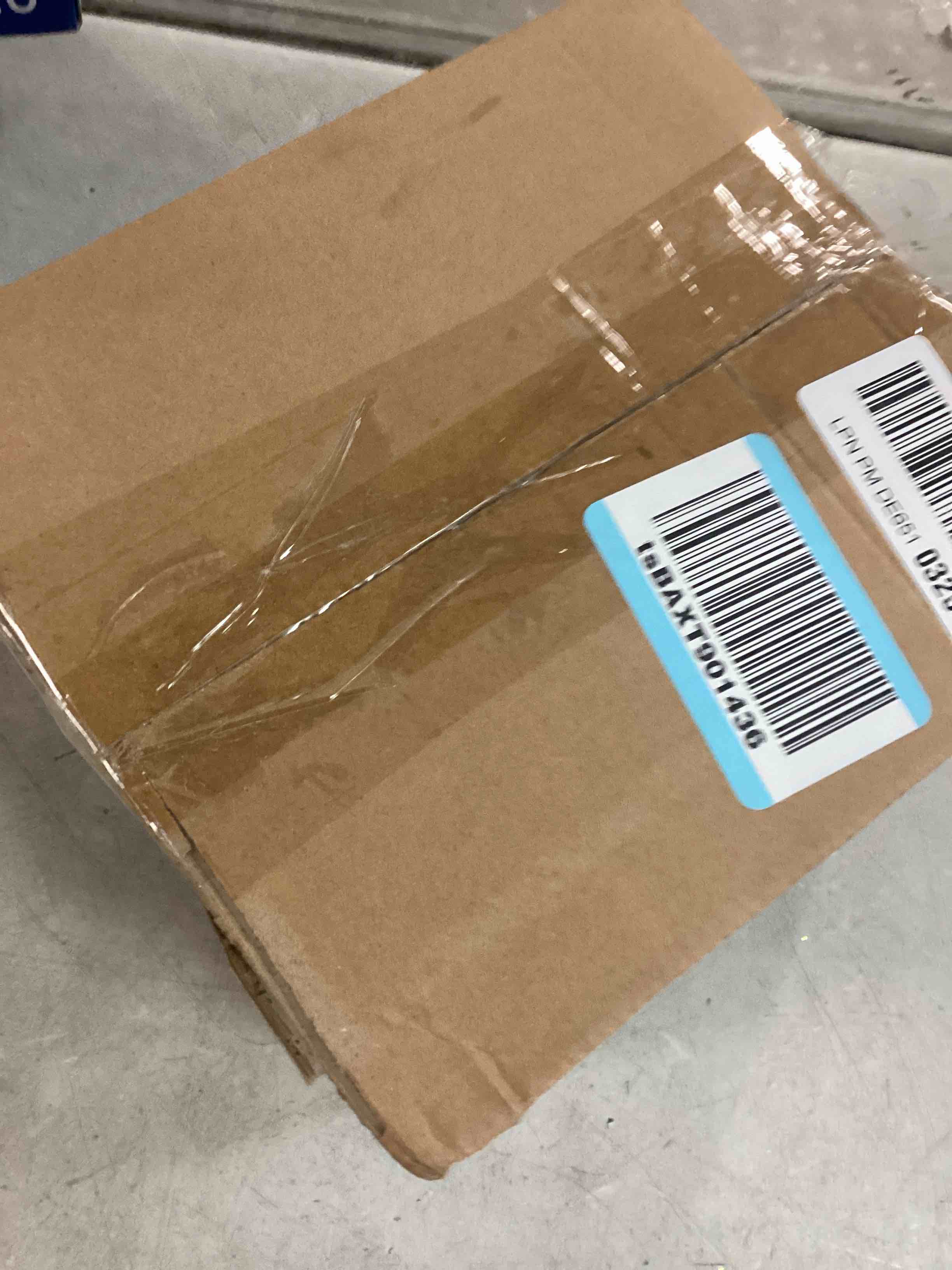 https://s3.amazonaws.com/lotting-images-prod/bidfta/TEA1679733_1735666576158.jpeg