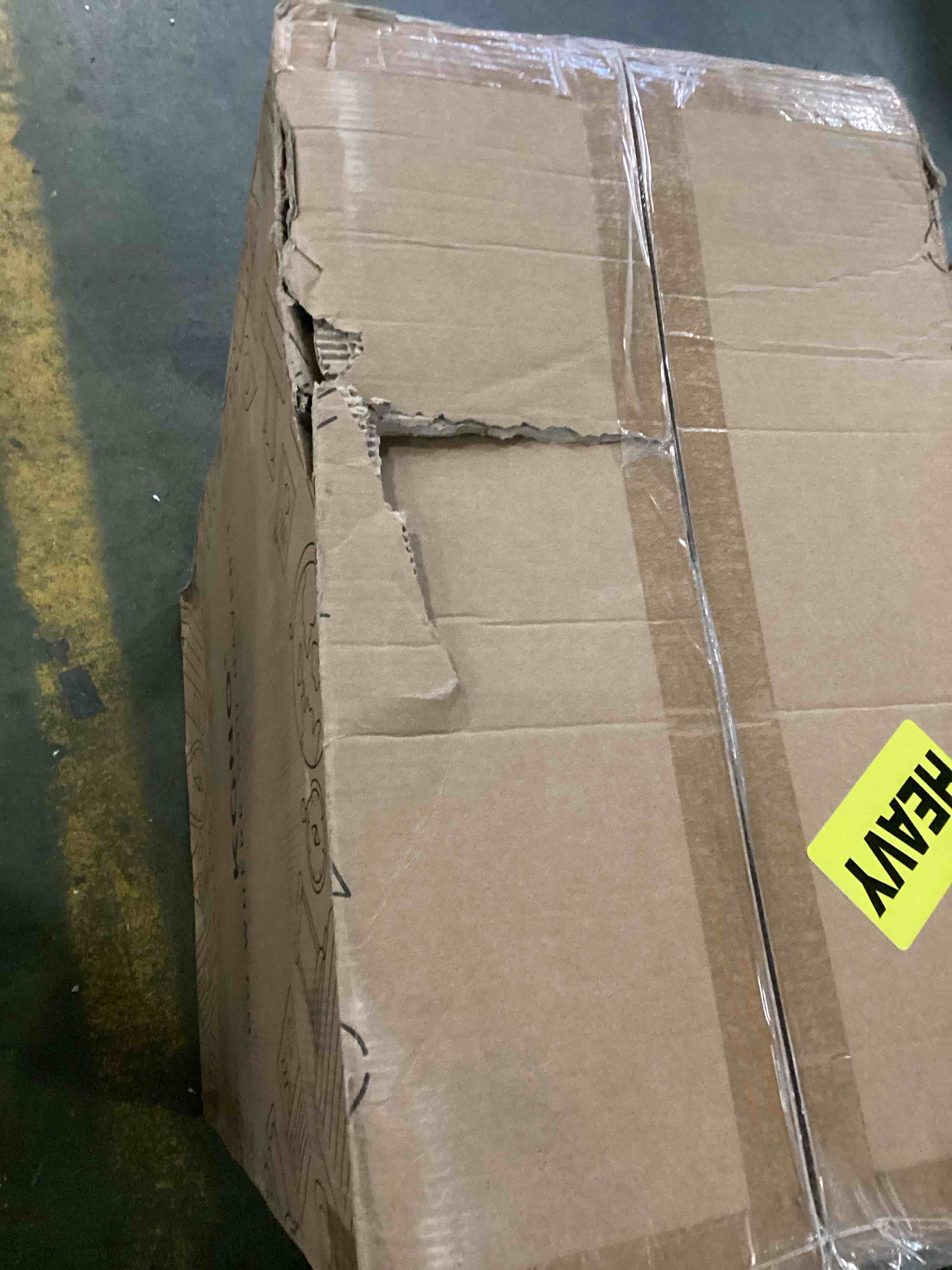 https://s3.amazonaws.com/lotting-images-prod/bidfta/TEA1680098_1735922126880.jpeg