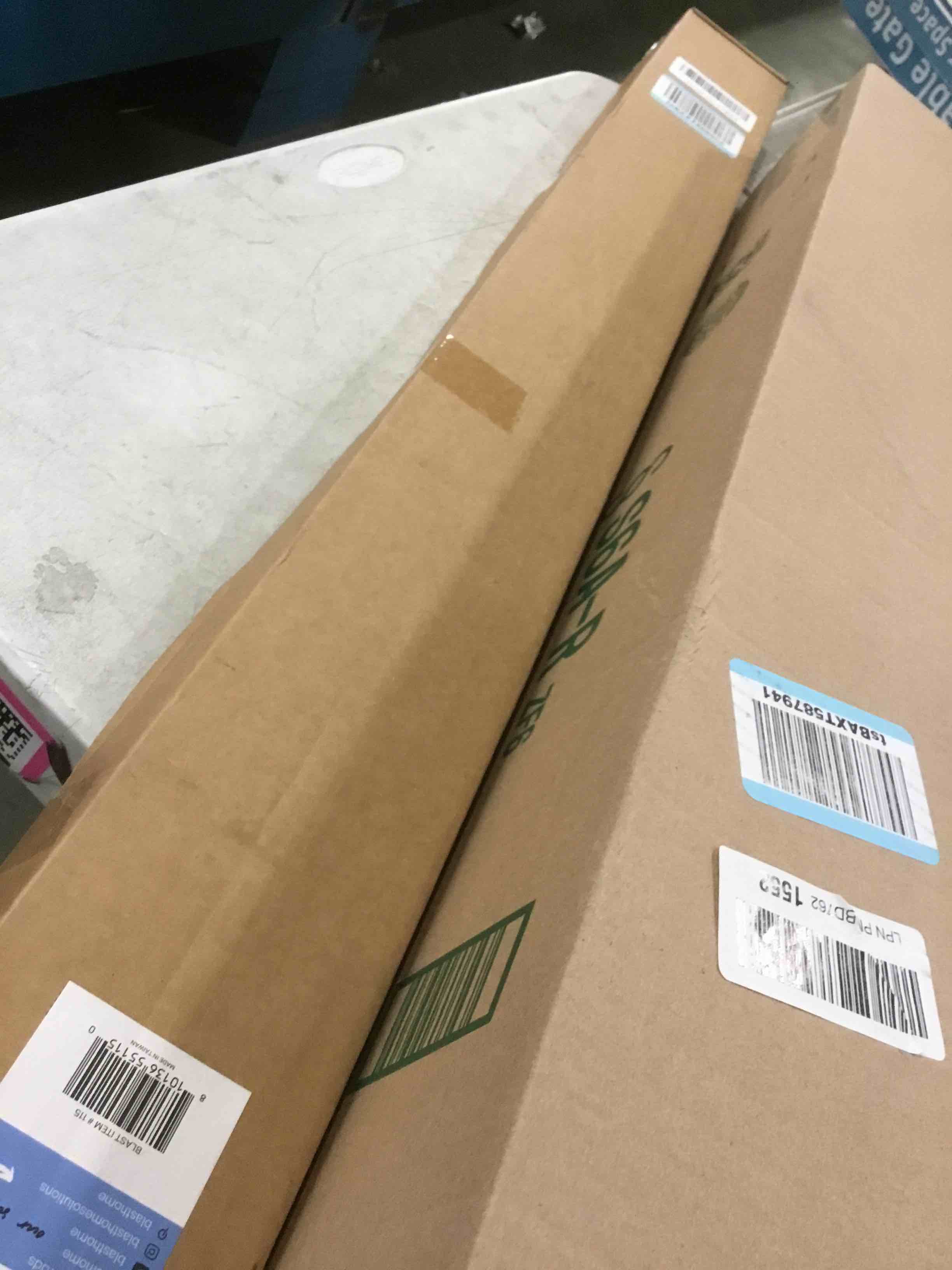 https://s3.amazonaws.com/lotting-images-prod/bidfta/TEA1680279_1736345715045.jpeg