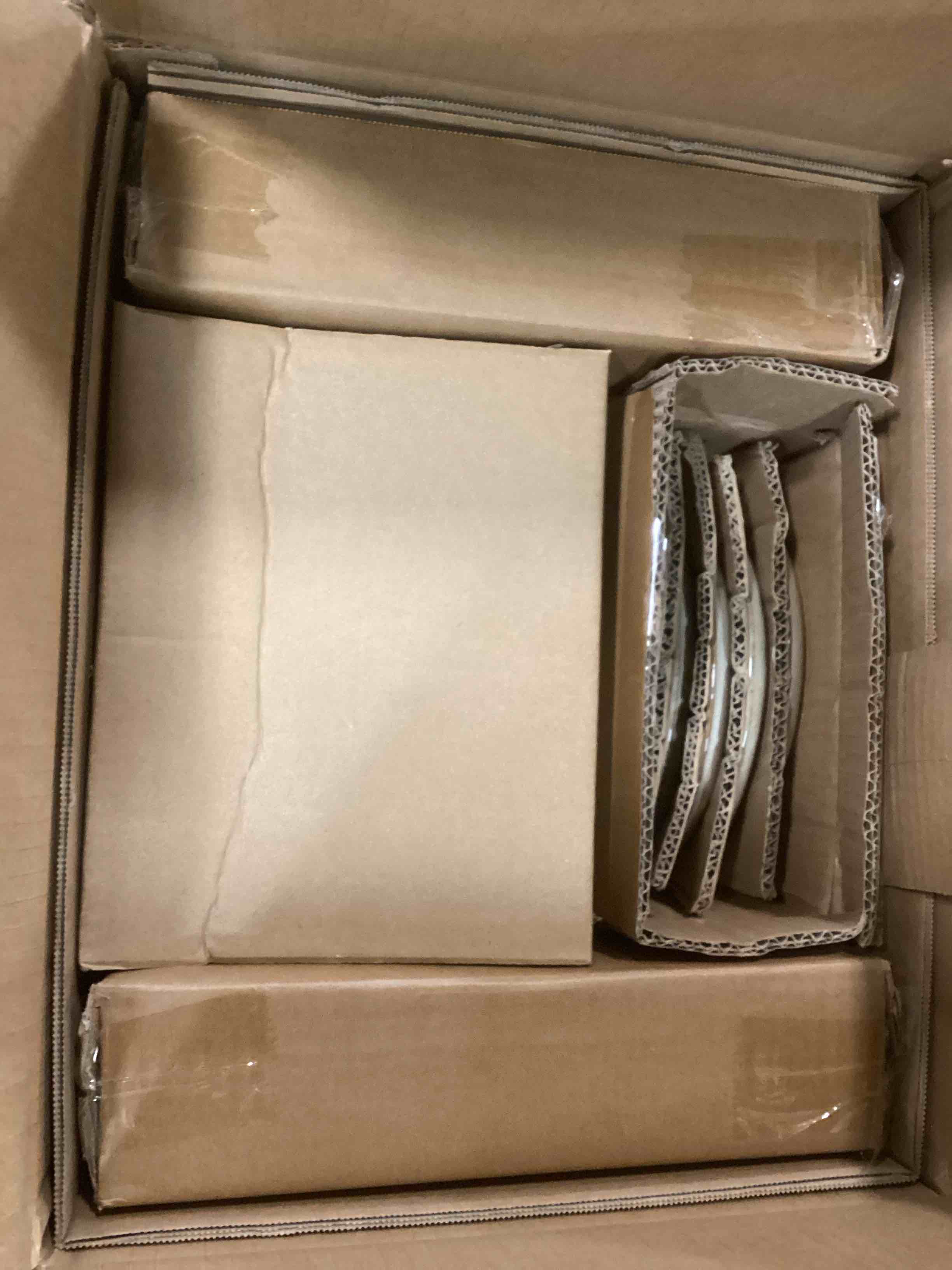 https://s3.amazonaws.com/lotting-images-prod/bidfta/TEA1681506_1734651890784.jpeg