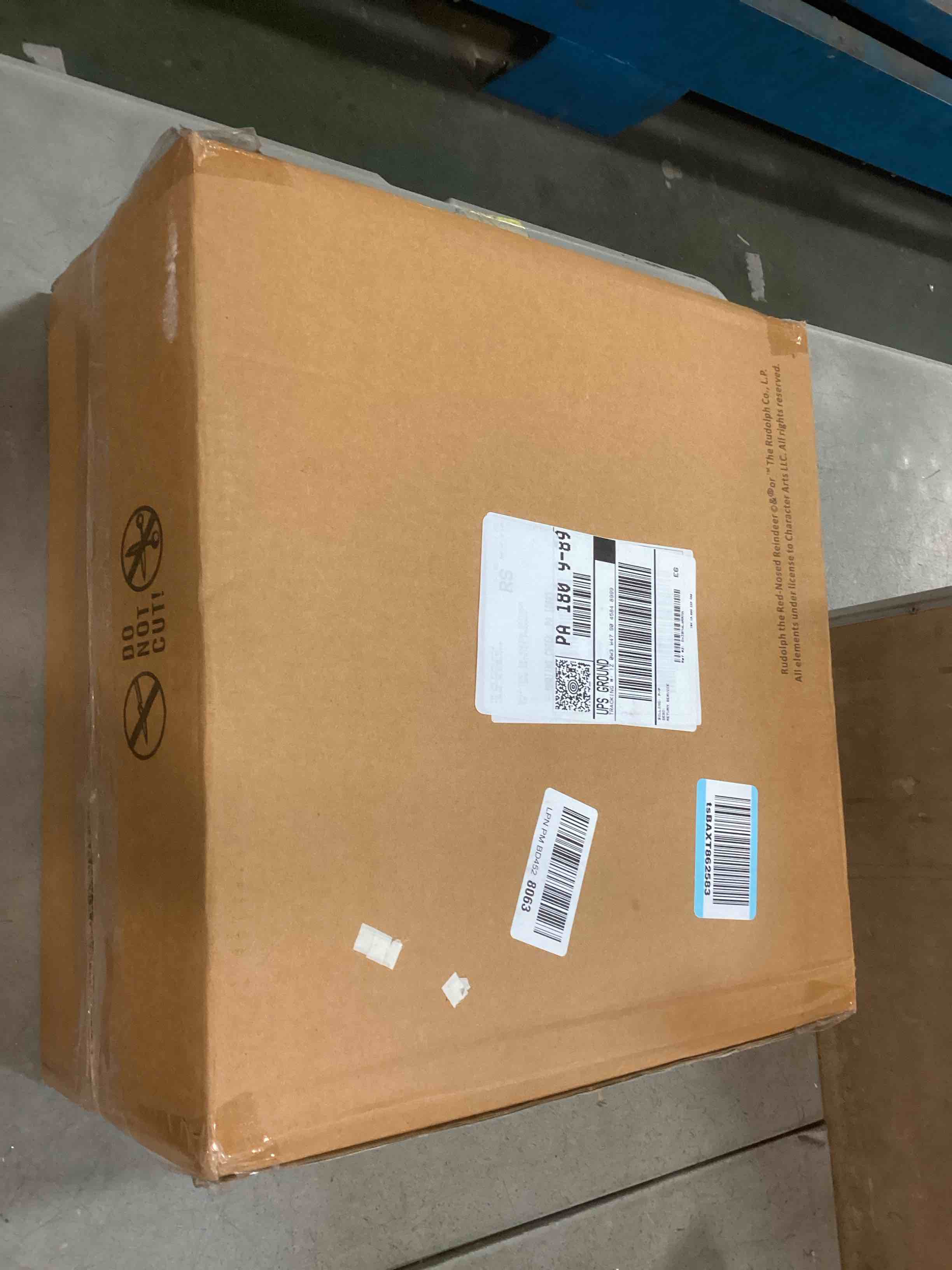 https://s3.amazonaws.com/lotting-images-prod/bidfta/TEA1681640_1734671110182.jpeg