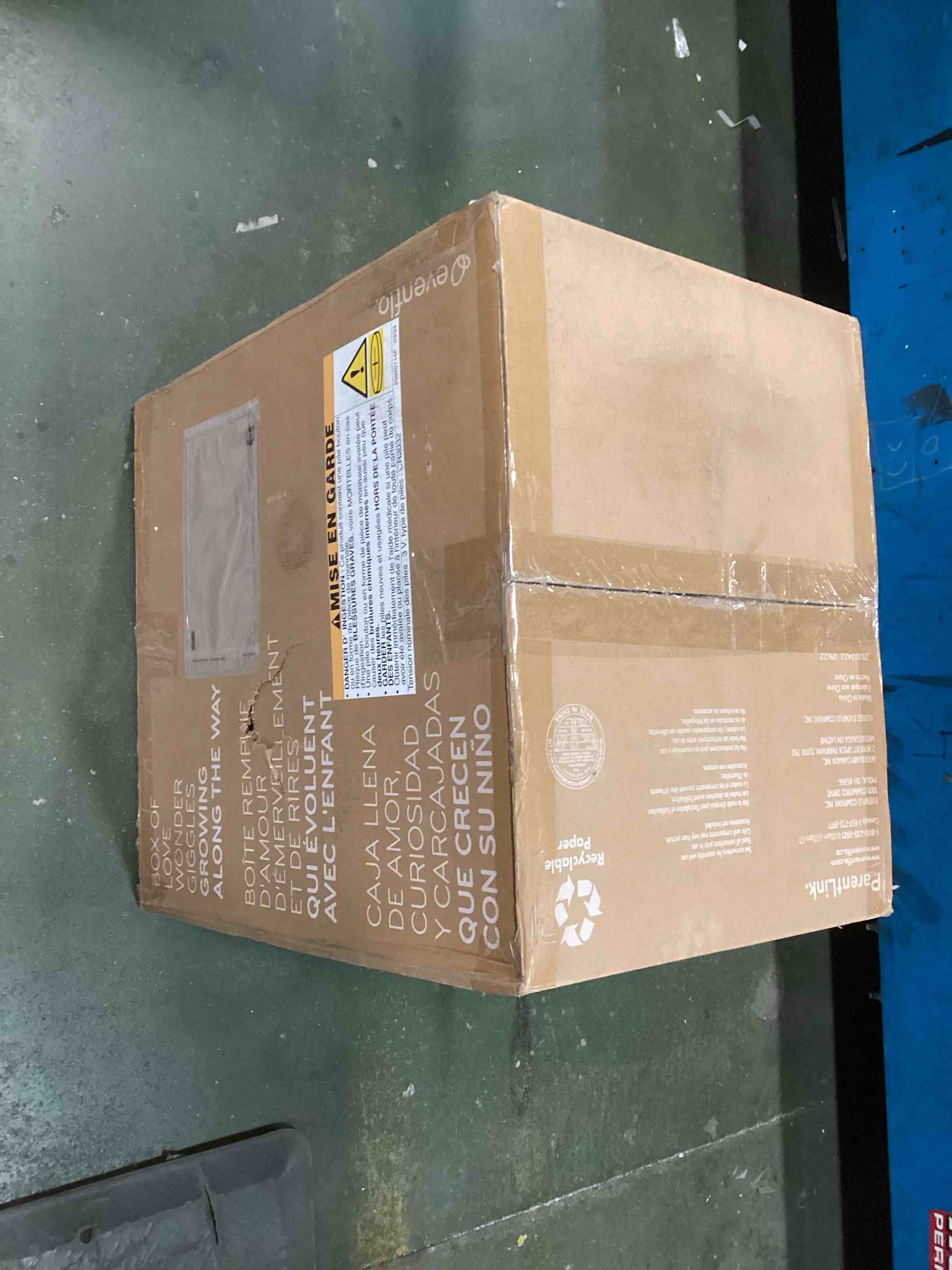 https://s3.amazonaws.com/lotting-images-prod/bidfta/TEA1682313_1735252347431.jpeg