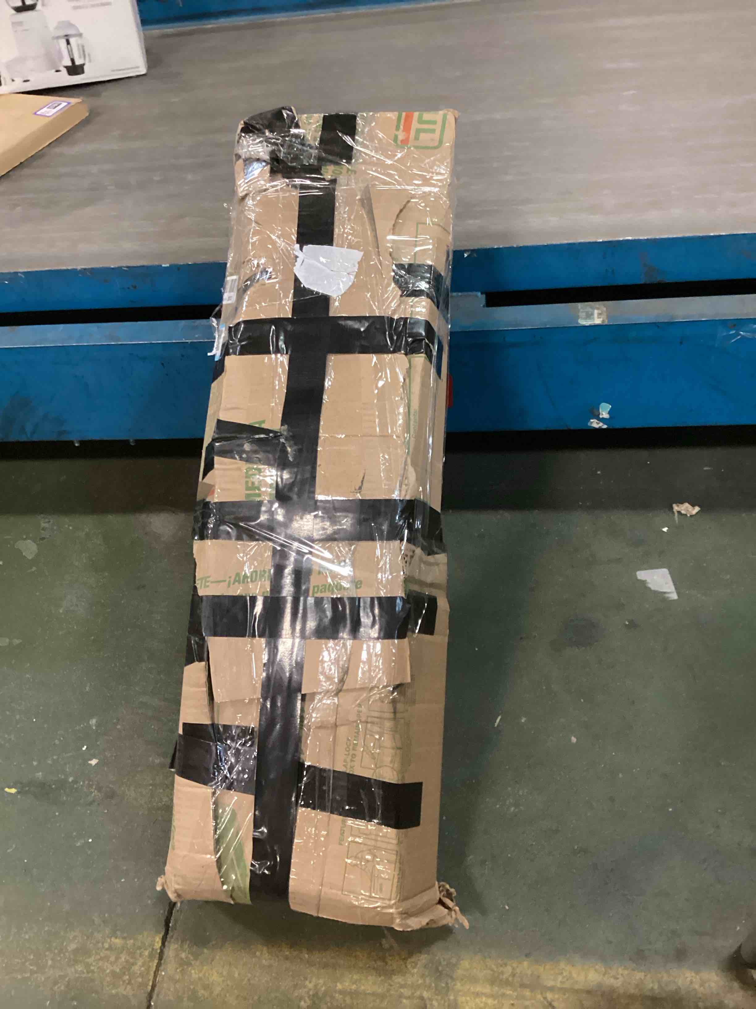 https://s3.amazonaws.com/lotting-images-prod/bidfta/TEA1683241_1735953708990.jpeg