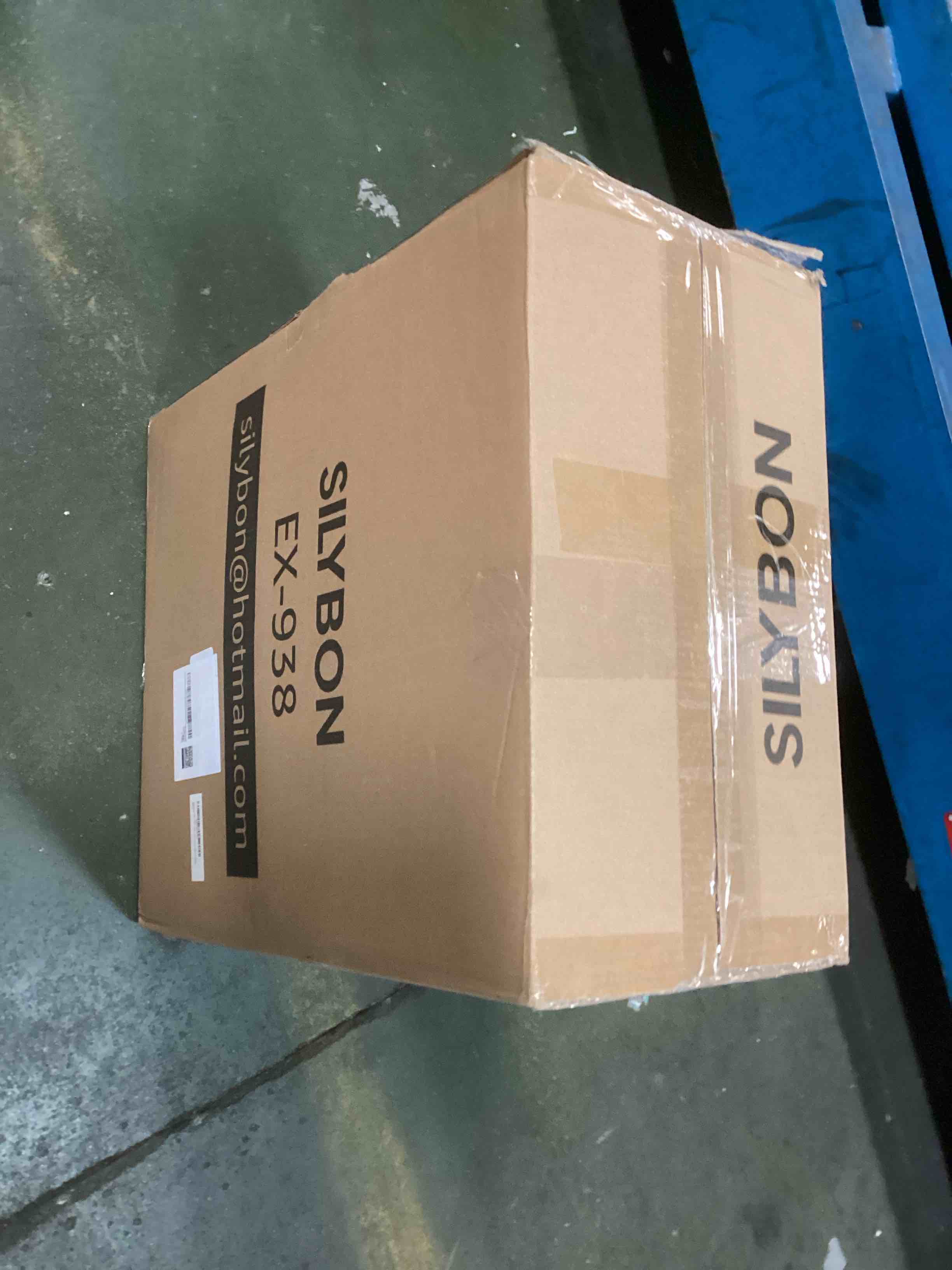 https://s3.amazonaws.com/lotting-images-prod/bidfta/TEA1683332_1735970101230.jpeg