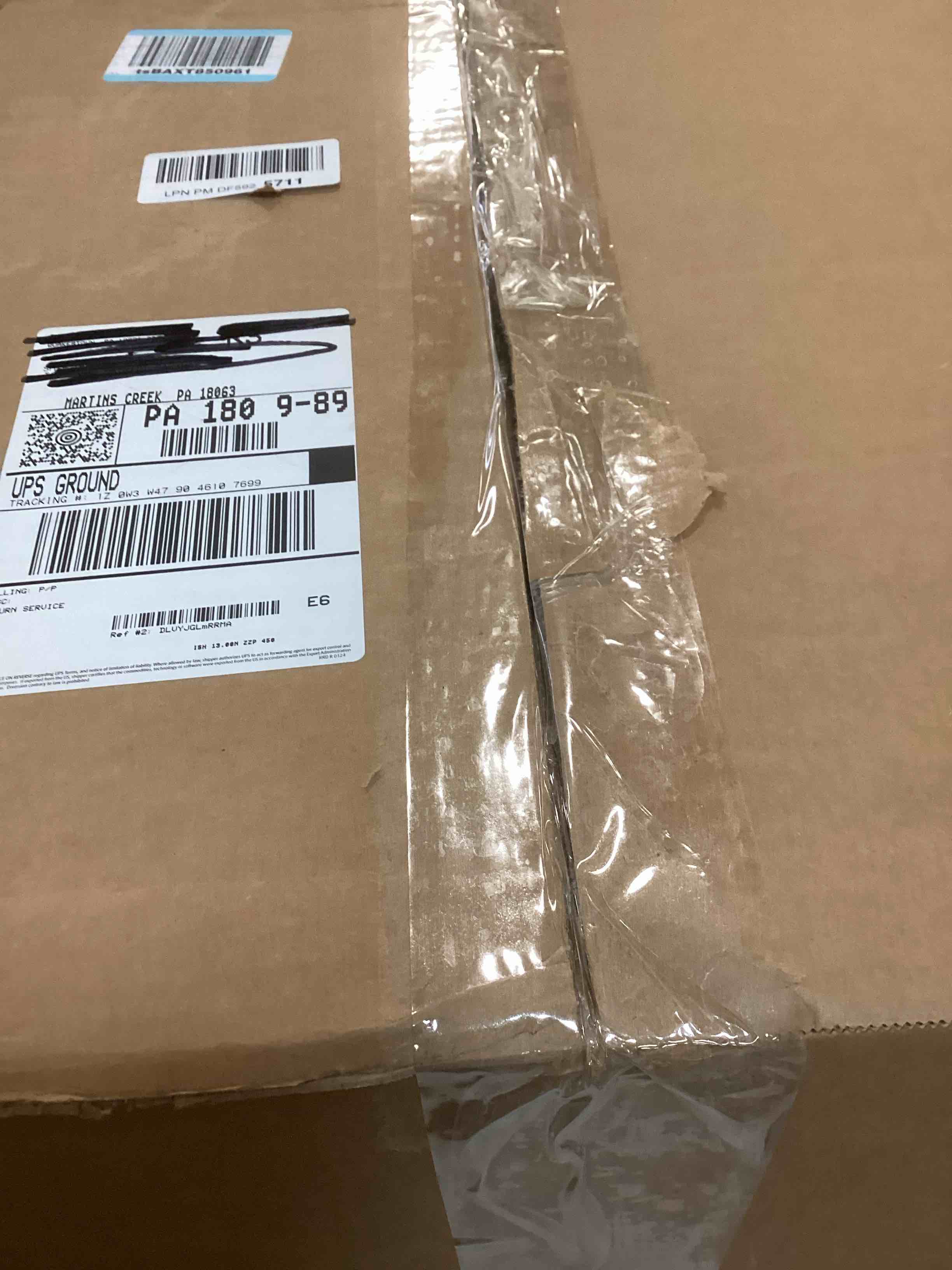 https://s3.amazonaws.com/lotting-images-prod/bidfta/TEA1687136_1734712229846.jpeg