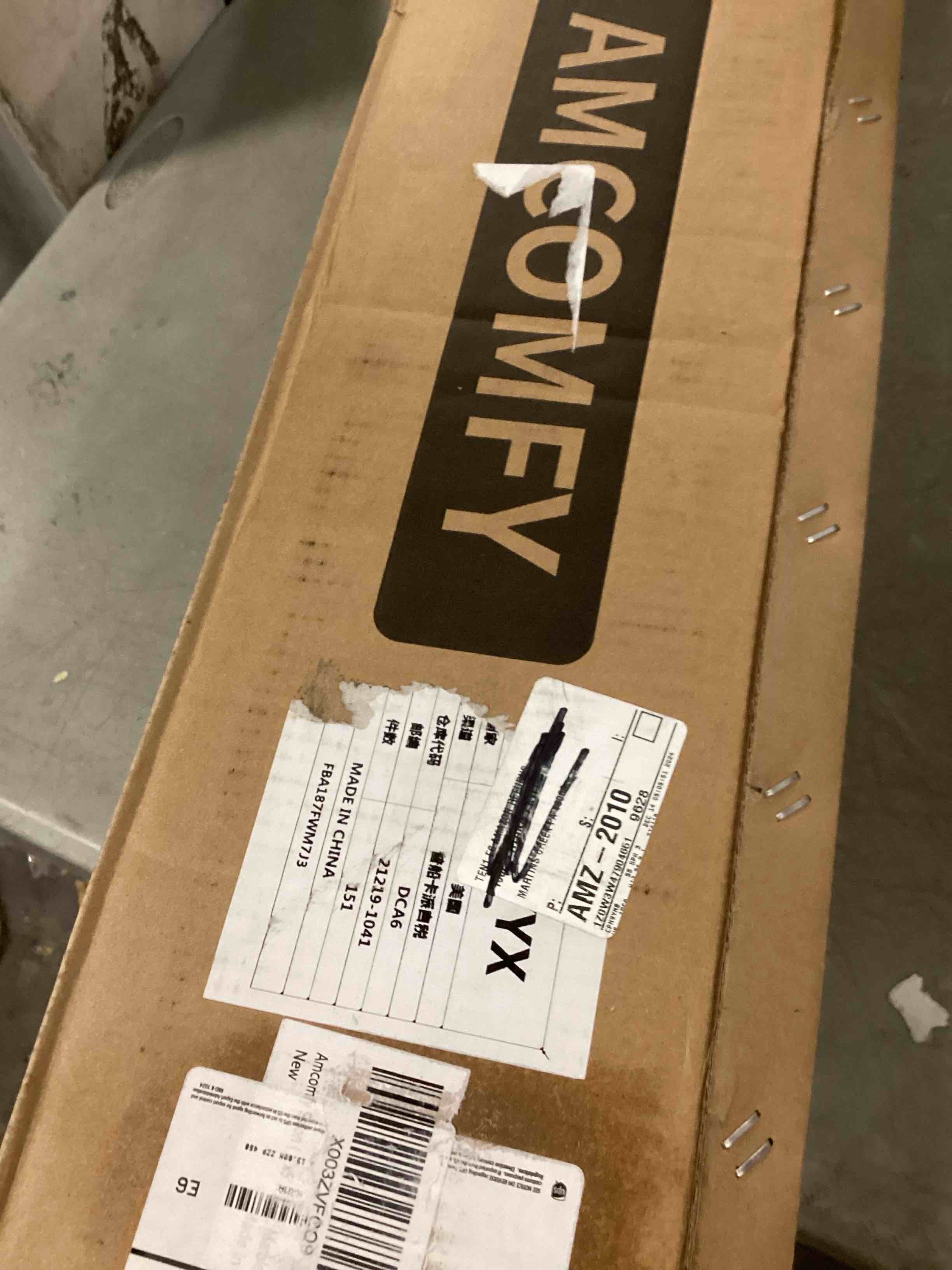 https://s3.amazonaws.com/lotting-images-prod/bidfta/TEA1688396_1735653536459.jpeg
