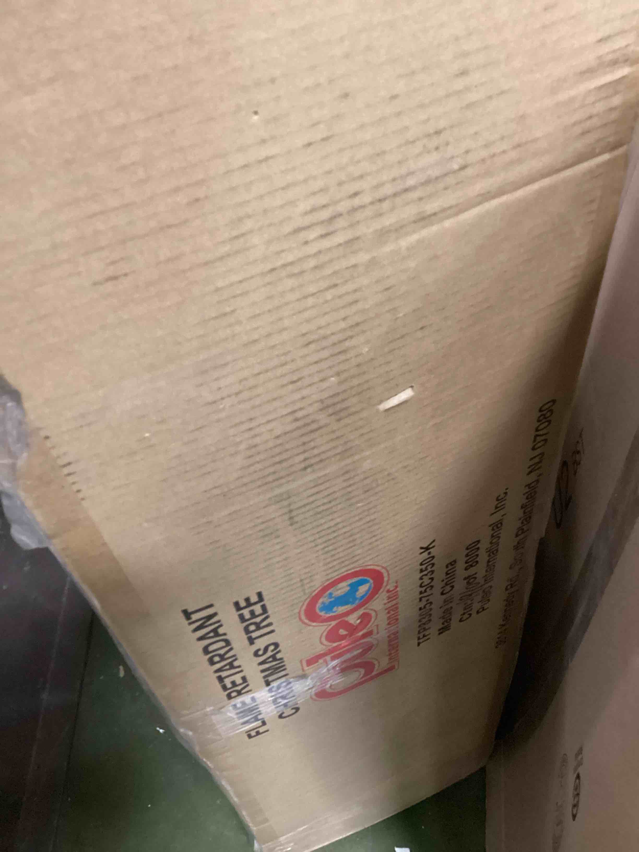 https://s3.amazonaws.com/lotting-images-prod/bidfta/TEA1688528_1735651187999.jpeg