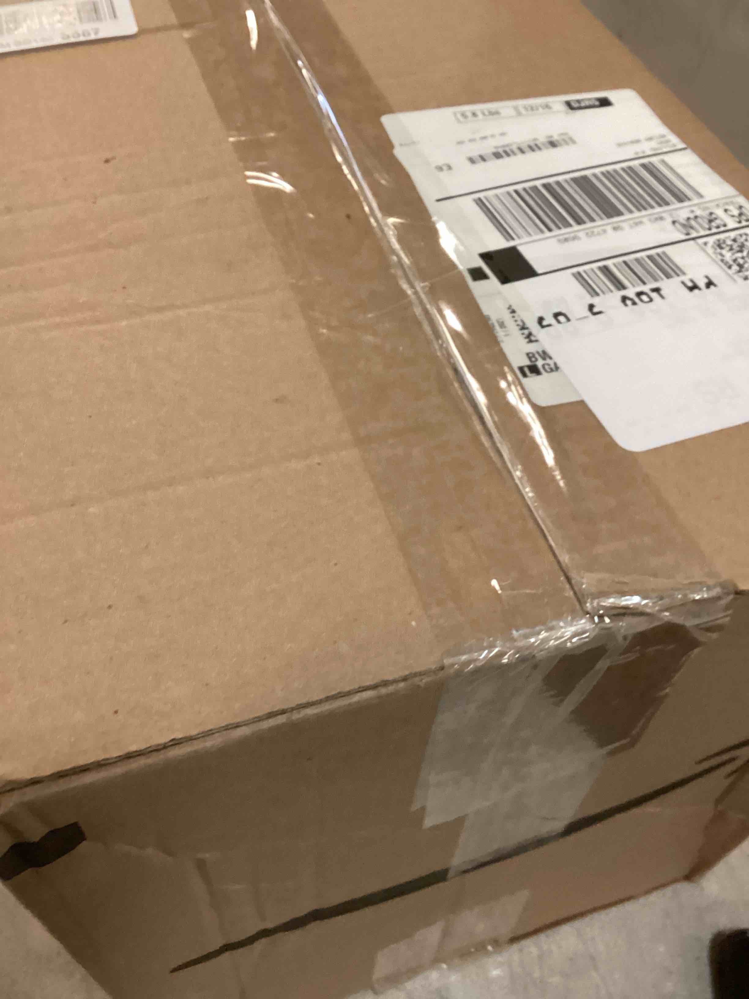 https://s3.amazonaws.com/lotting-images-prod/bidfta/TEA1688700_1735845066348.jpeg