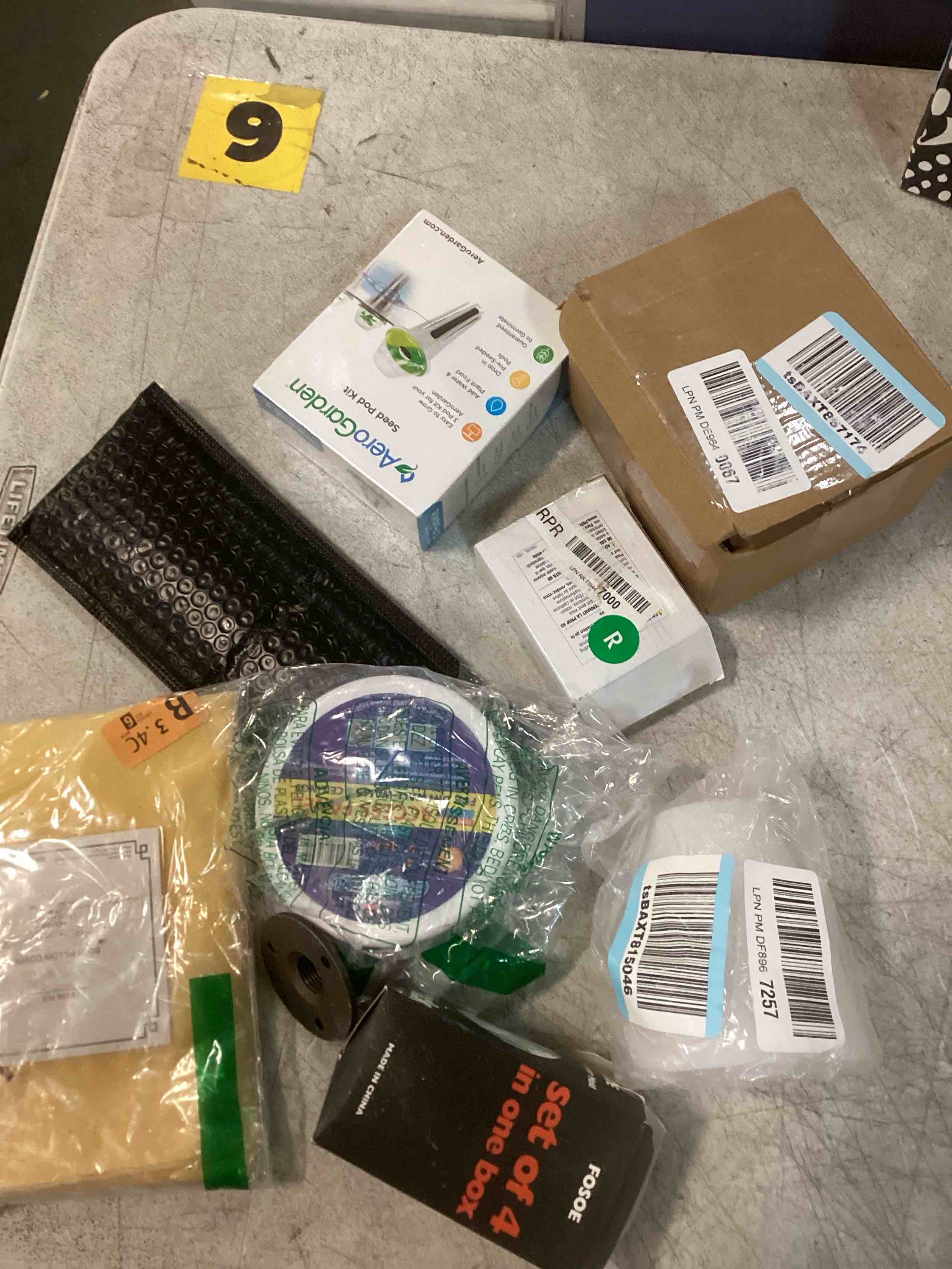 https://s3.amazonaws.com/lotting-images-prod/bidfta/TEA1689193_1736259188836.jpeg