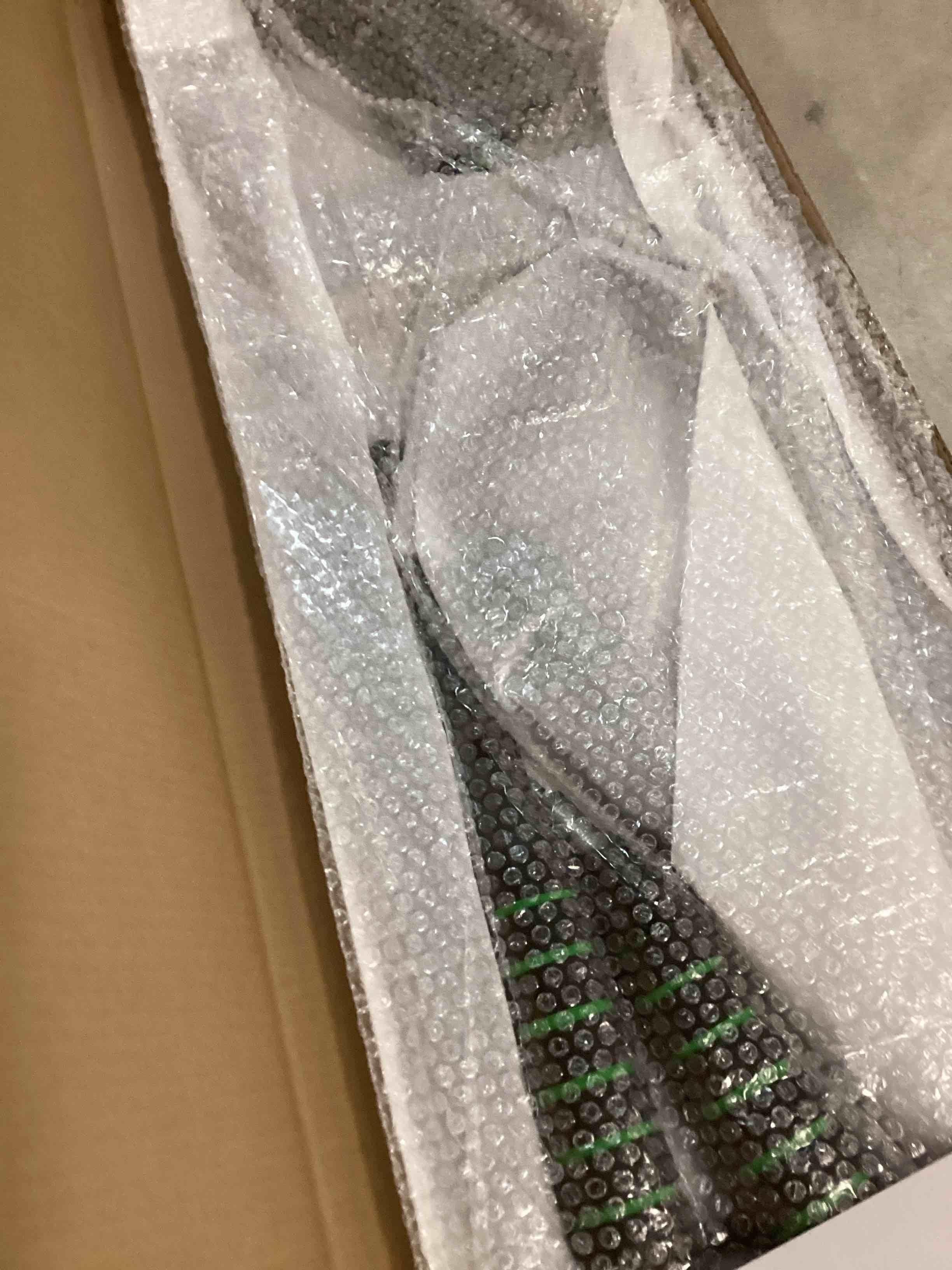 https://s3.amazonaws.com/lotting-images-prod/bidfta/TEA1689762_1736543865510.jpeg