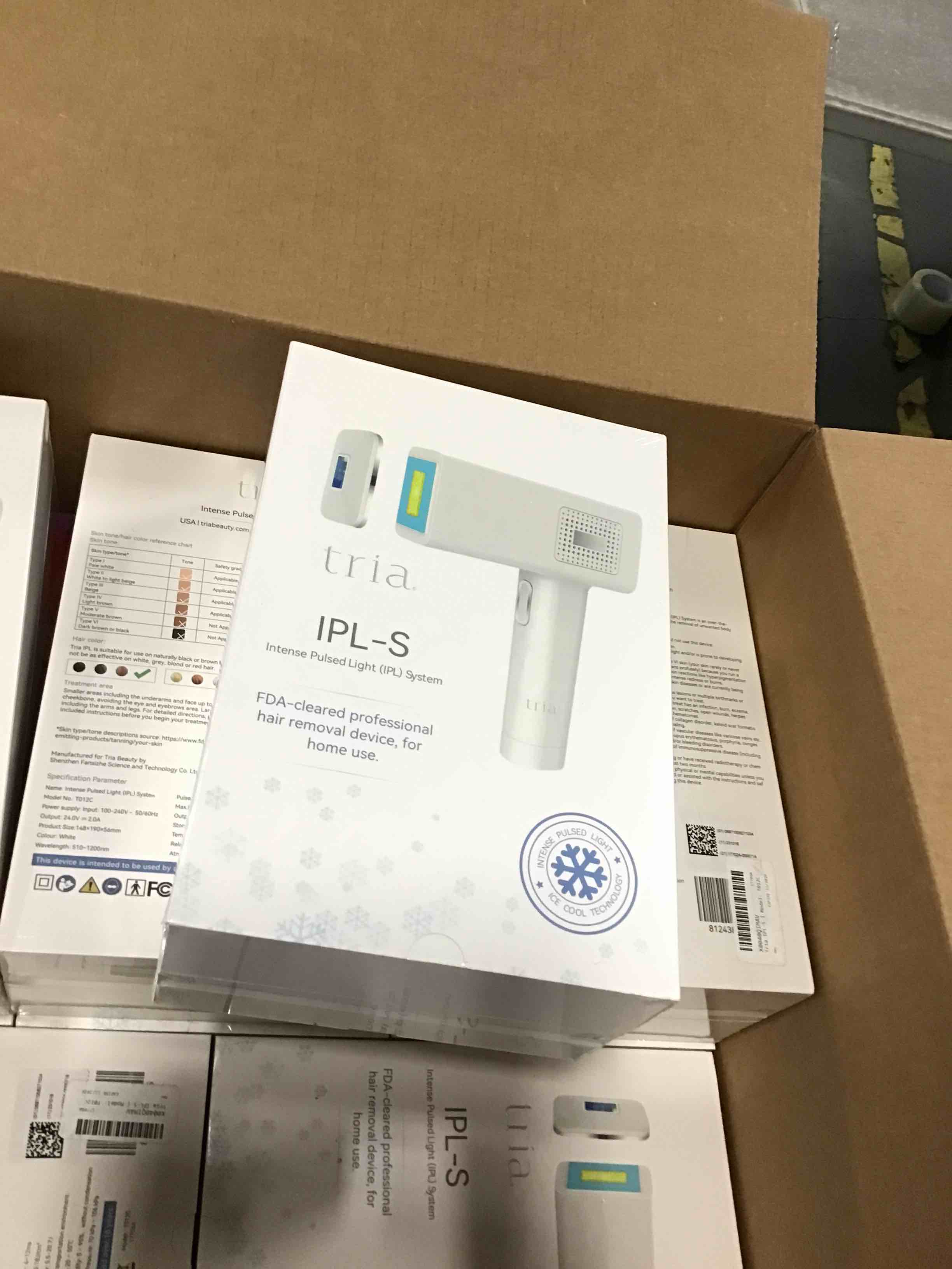 https://s3.amazonaws.com/lotting-images-prod/bidfta/TEA1691307_1733234013676.jpeg