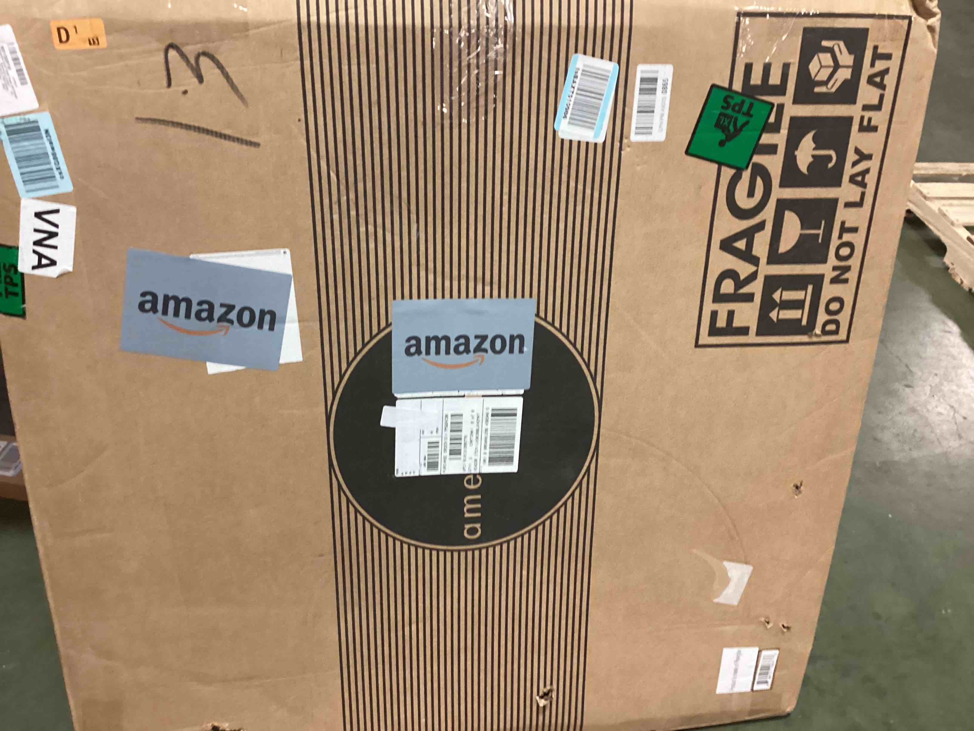 https://s3.amazonaws.com/lotting-images-prod/bidfta/TEA1693023_1733235915524.jpeg