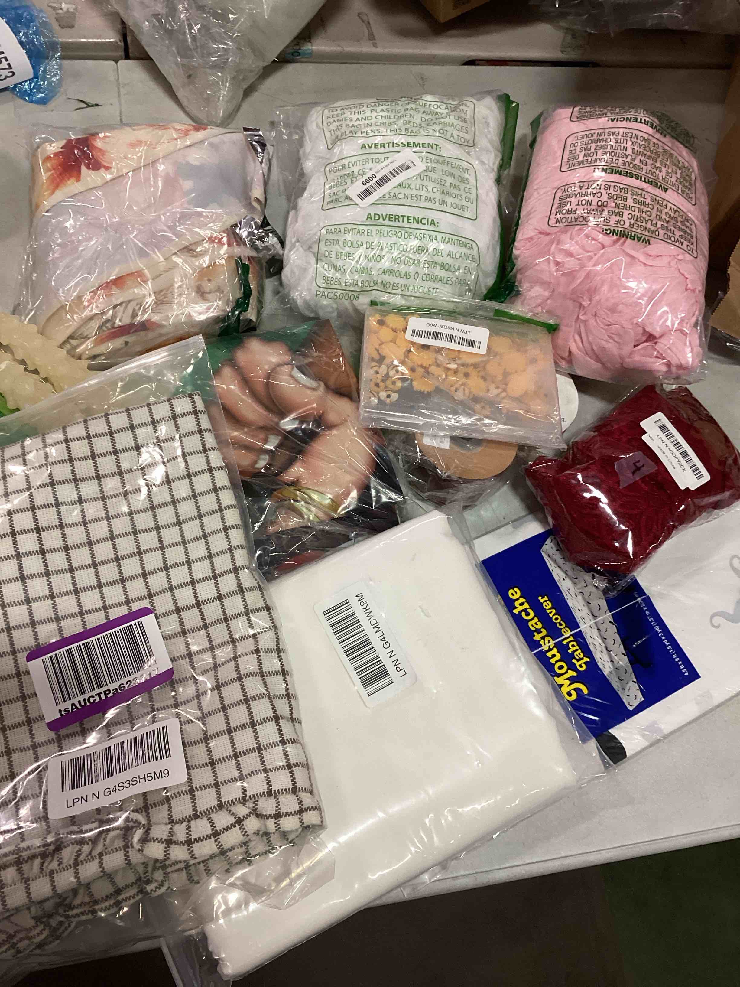 Assorted Accessories For Home Decoration