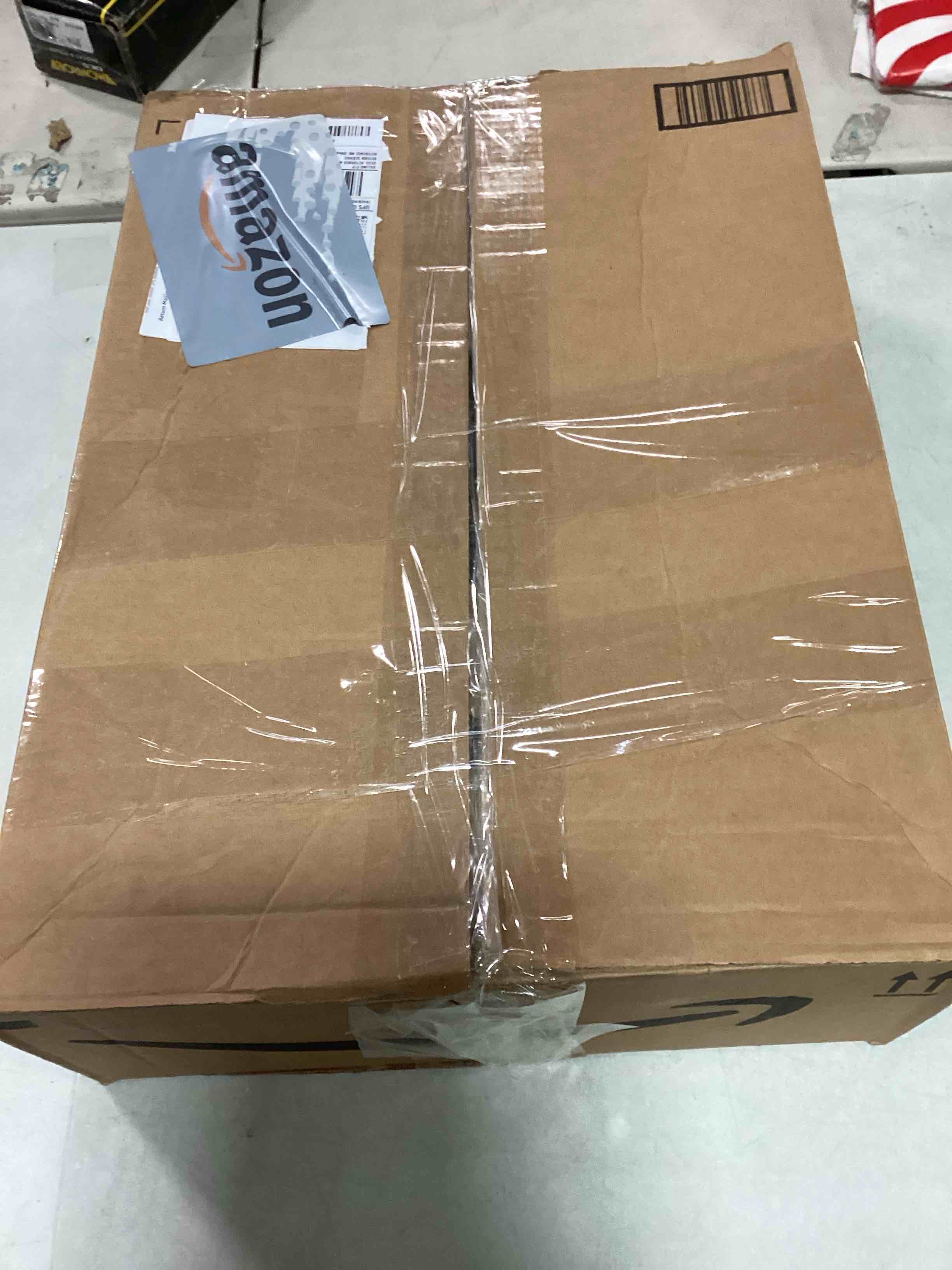 https://s3.amazonaws.com/lotting-images-prod/bidfta/TEA1694937_1734453645193.jpeg