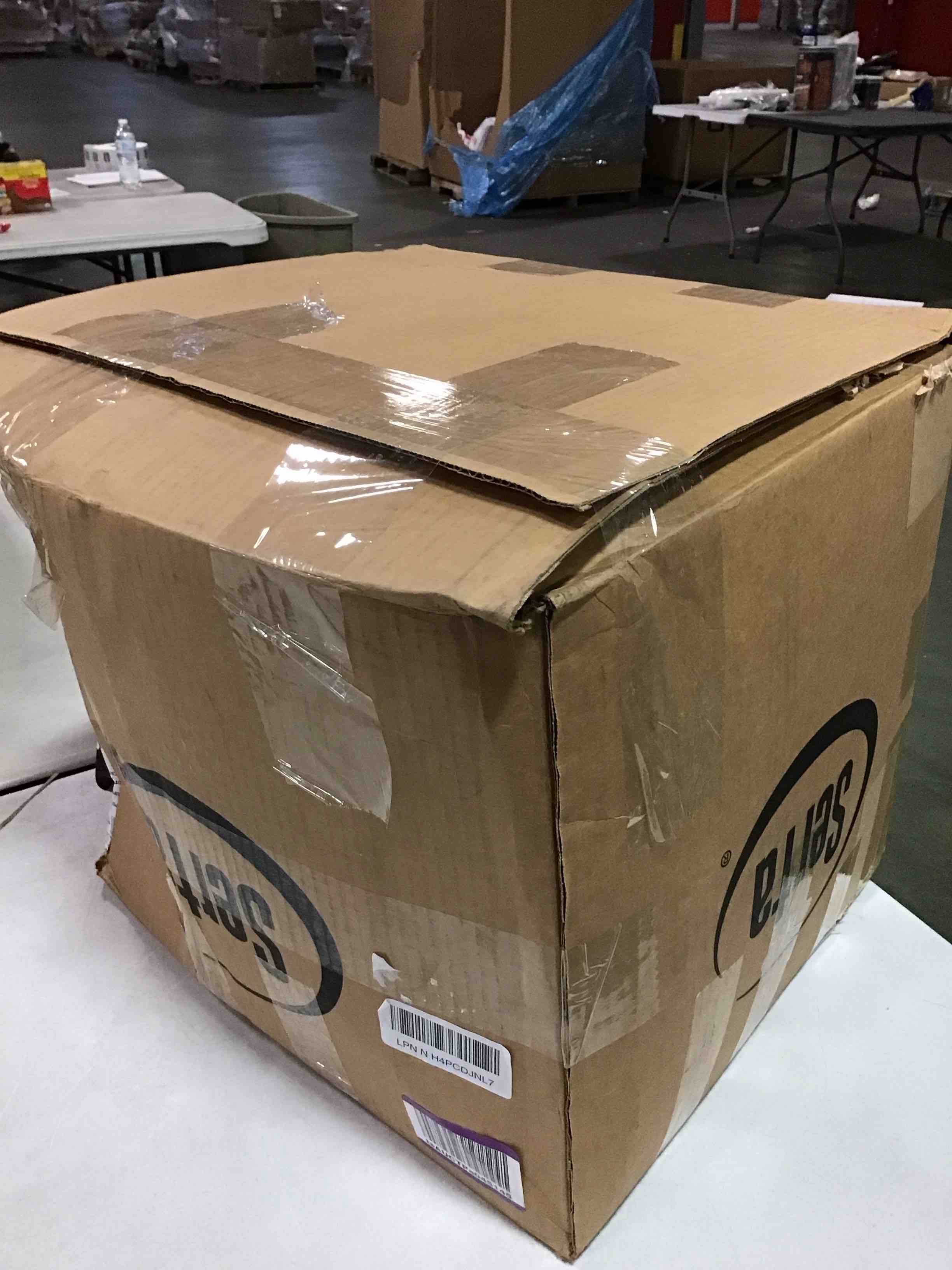 https://s3.amazonaws.com/lotting-images-prod/bidfta/TEA1695185_1734614091867.jpeg