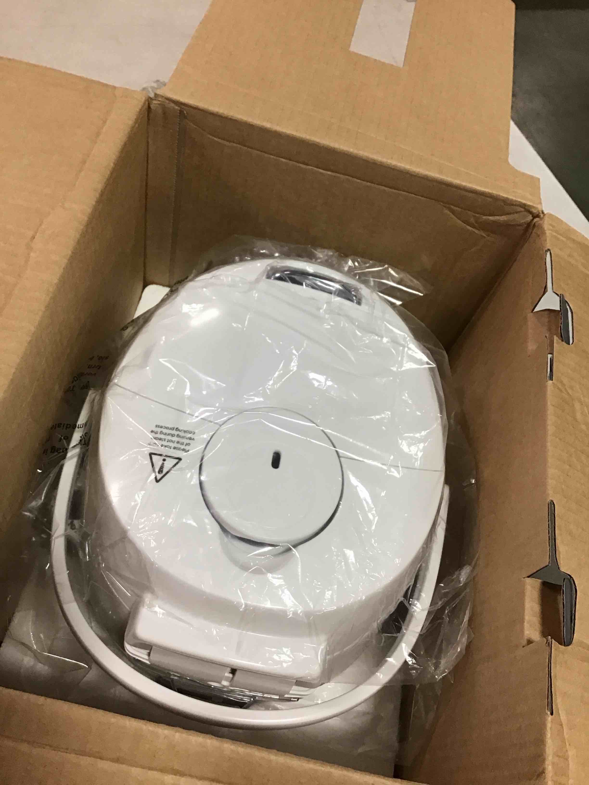 https://s3.amazonaws.com/lotting-images-prod/bidfta/TEA1695277_1734625374593.jpeg