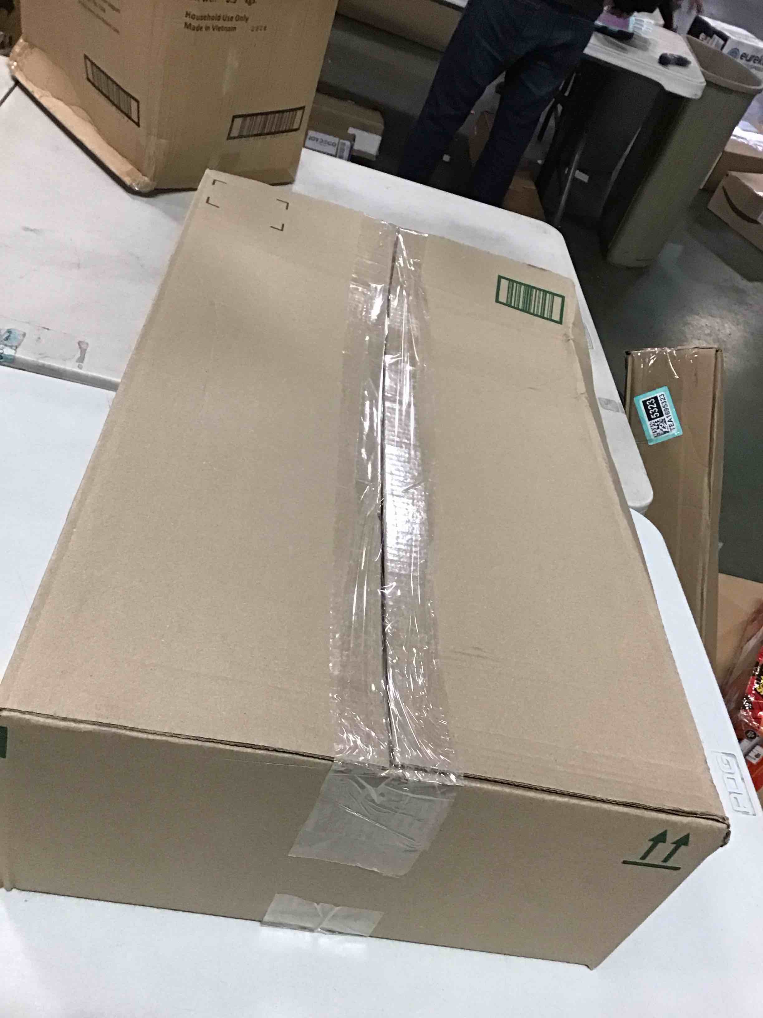 https://s3.amazonaws.com/lotting-images-prod/bidfta/TEA1695325_1734634597461.jpeg