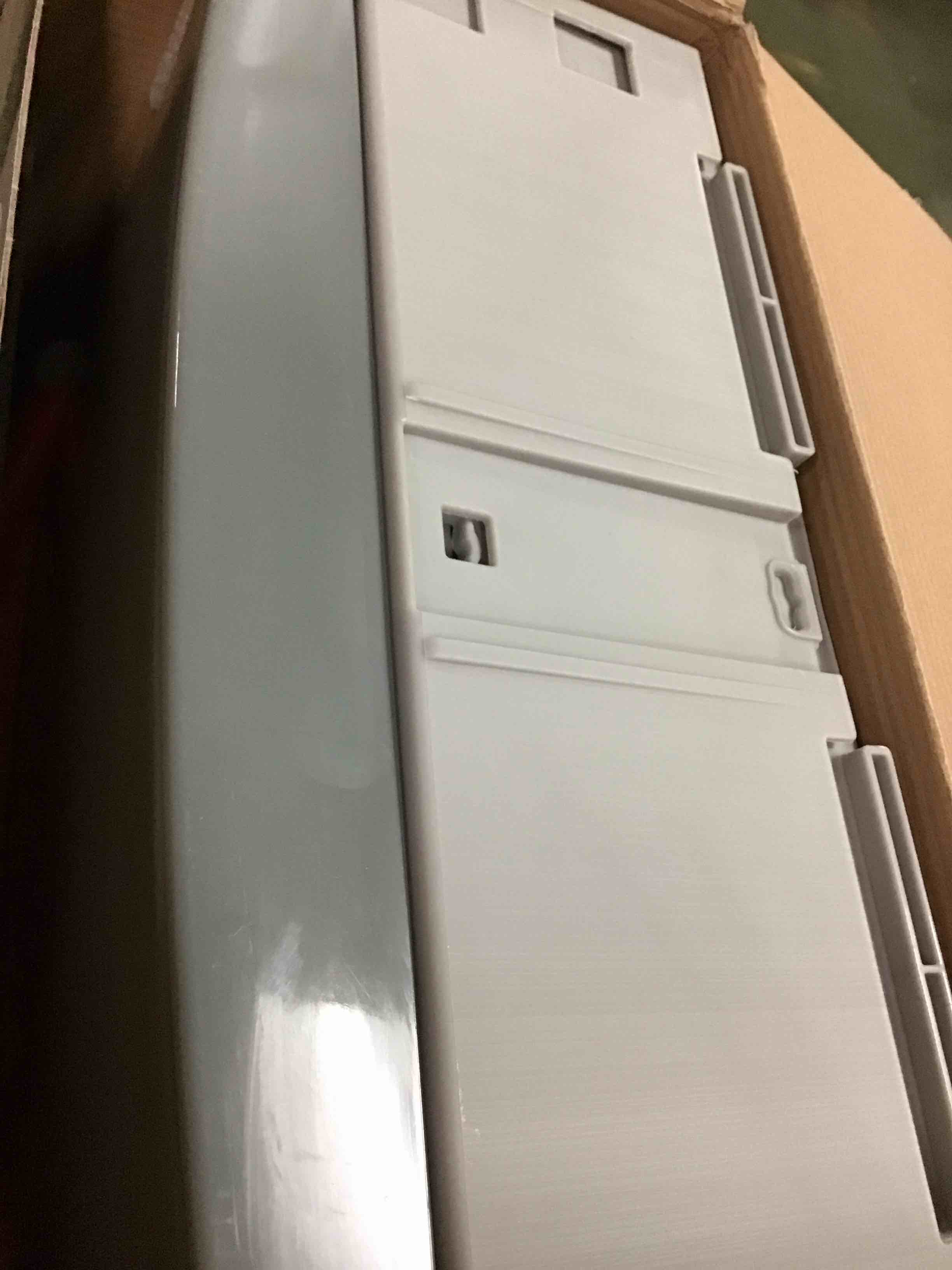 https://s3.amazonaws.com/lotting-images-prod/bidfta/TEA1695365_1734698607129.jpeg