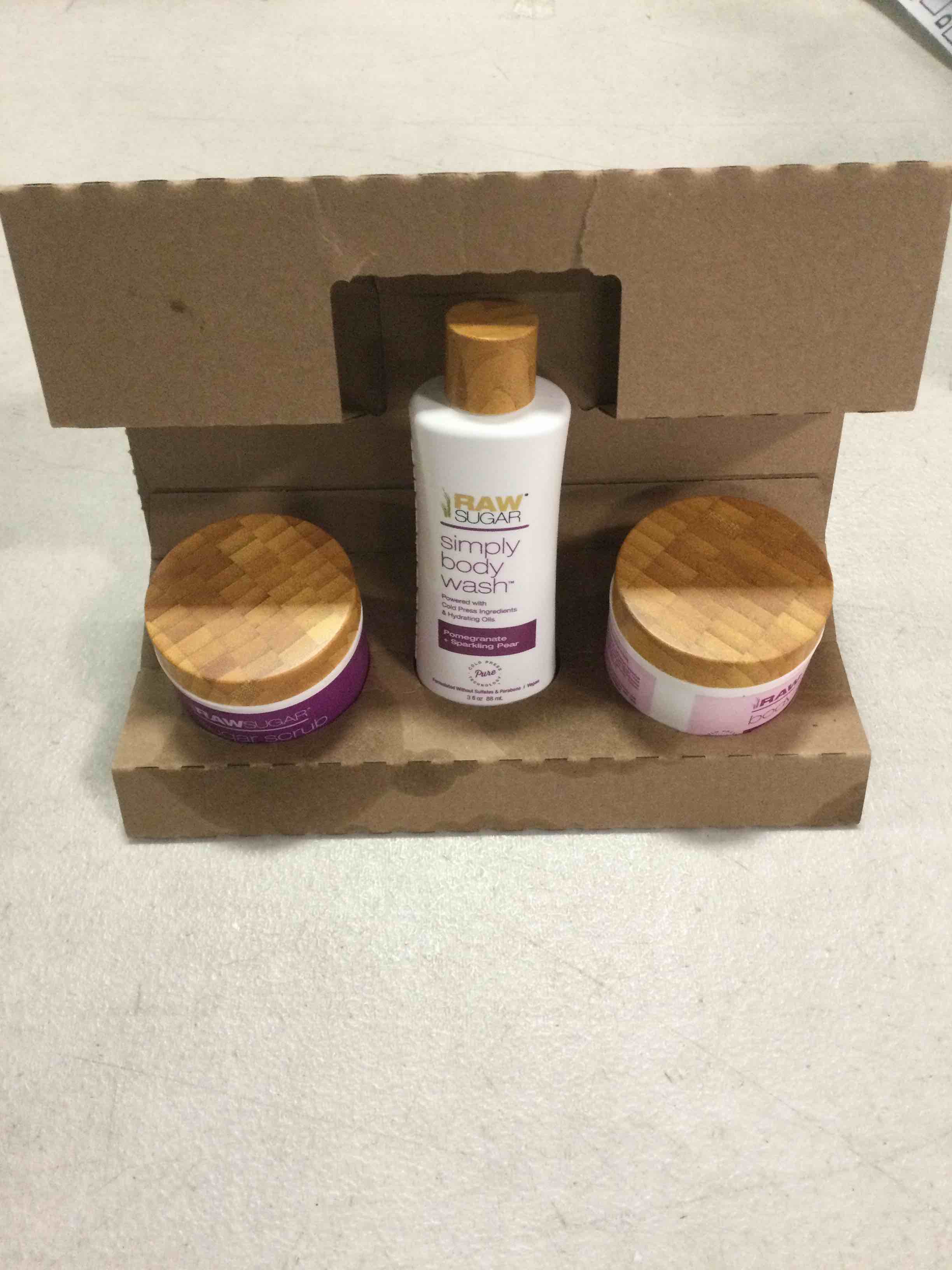 https://s3.amazonaws.com/lotting-images-prod/bidfta/TEA1695933_1735835296331.jpeg