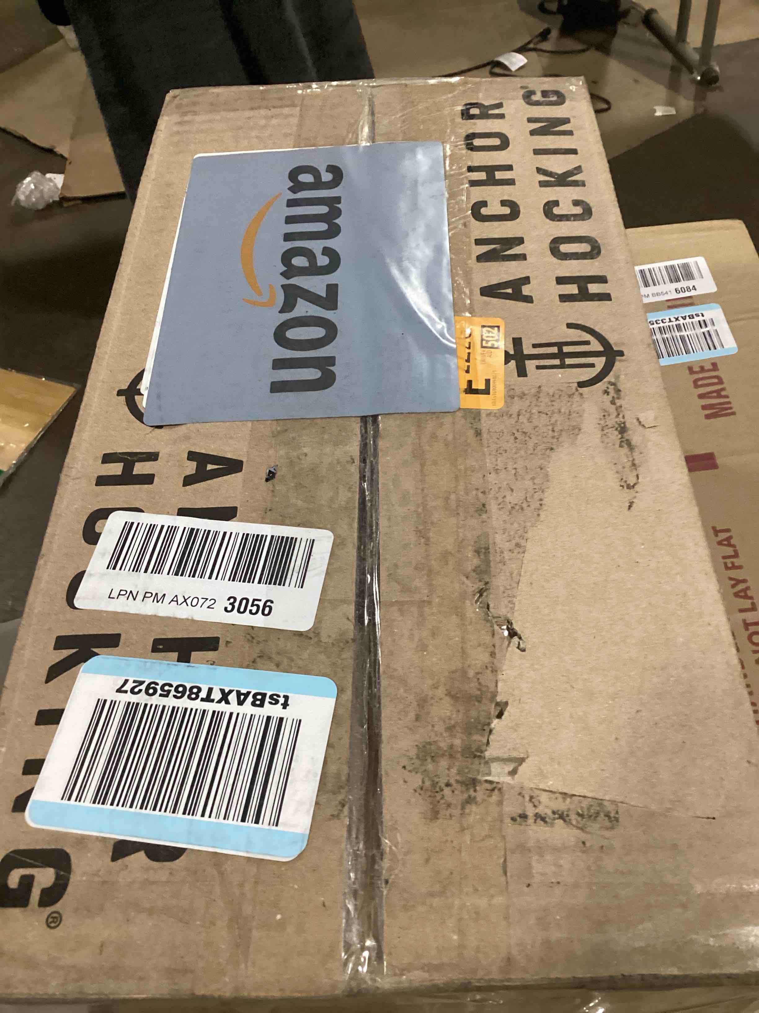 https://s3.amazonaws.com/lotting-images-prod/bidfta/TEA1697498_1732226752468.jpeg