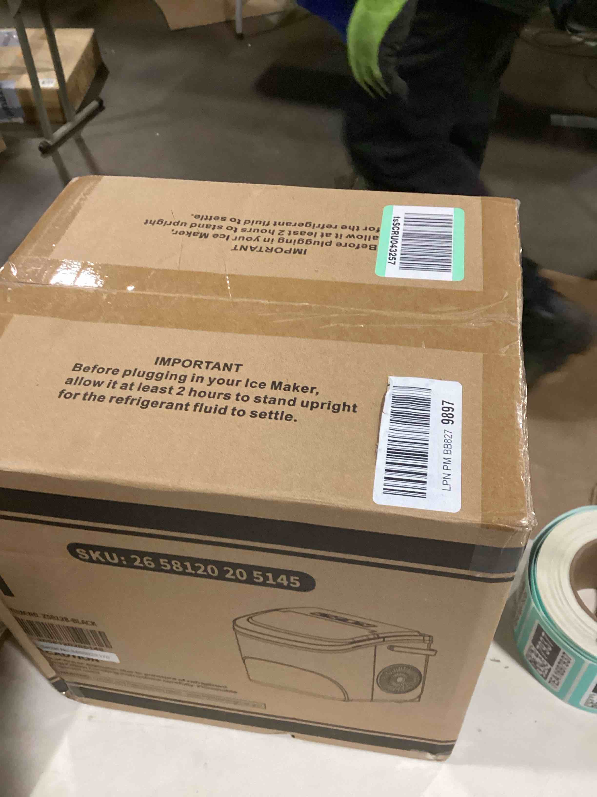 https://s3.amazonaws.com/lotting-images-prod/bidfta/TEA1697875_1732732850291.jpeg