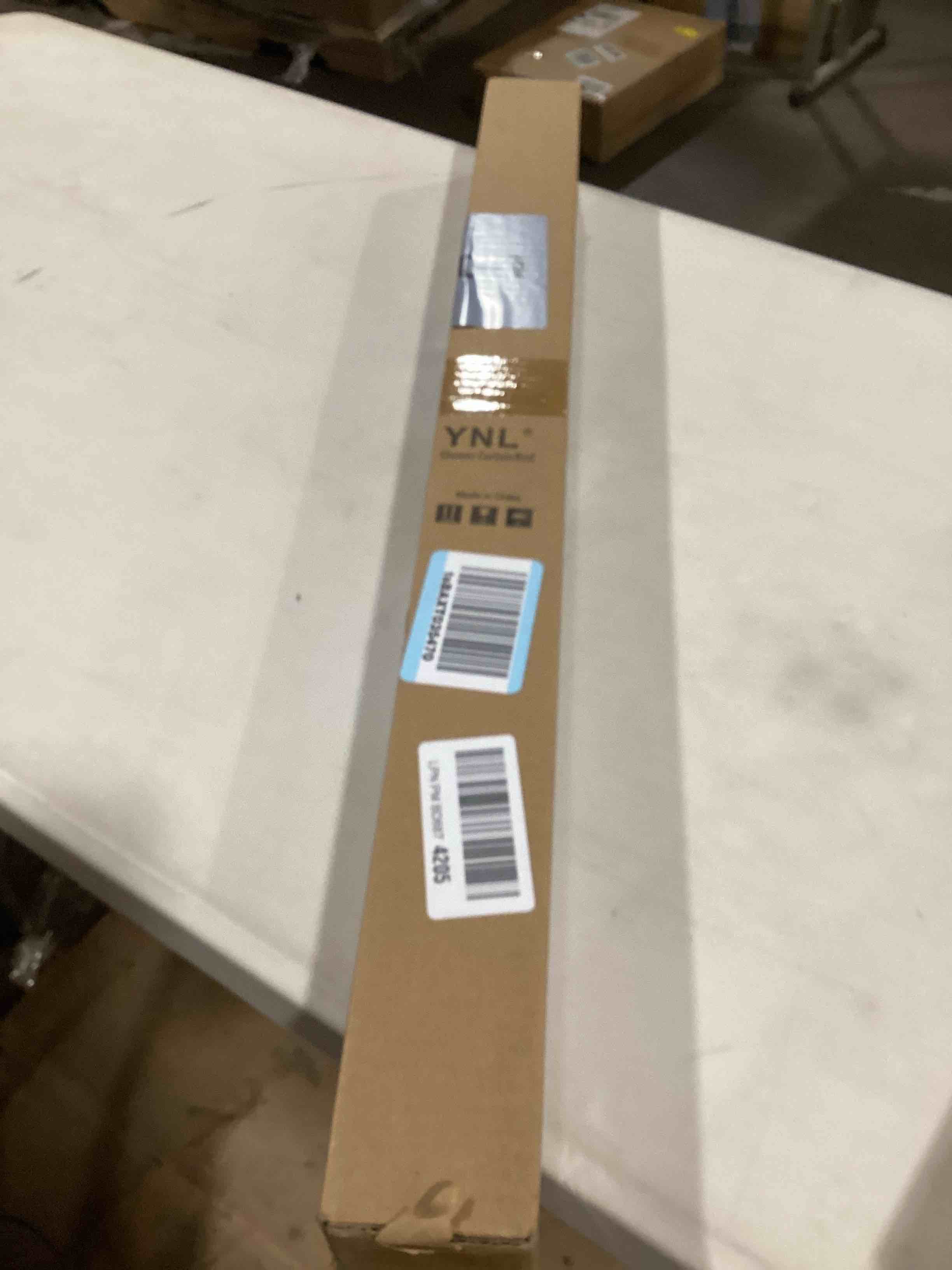 https://s3.amazonaws.com/lotting-images-prod/bidfta/TEA1697878_1732732955339.jpeg
