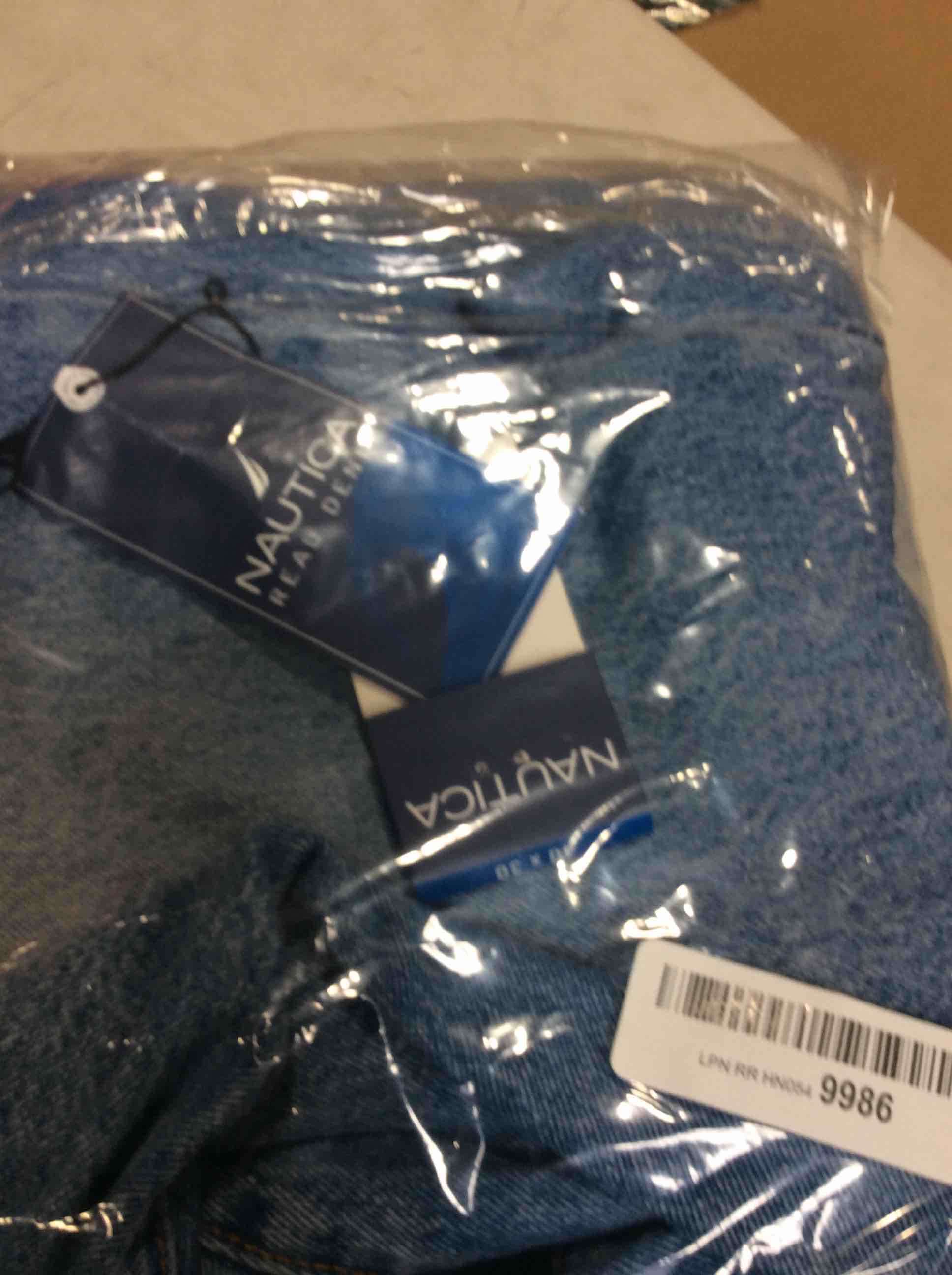 https://s3.amazonaws.com/lotting-images-prod/bidfta/TEA1699771_1731352807871.jpeg
