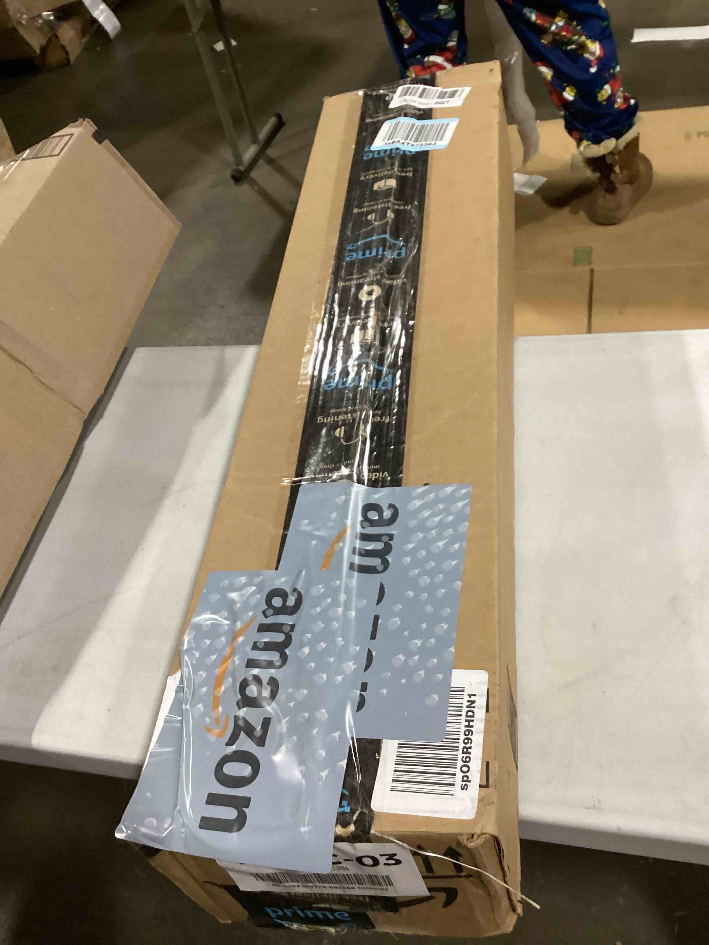 https://s3.amazonaws.com/lotting-images-prod/bidfta/TEA1700257_1731509428336.jpeg