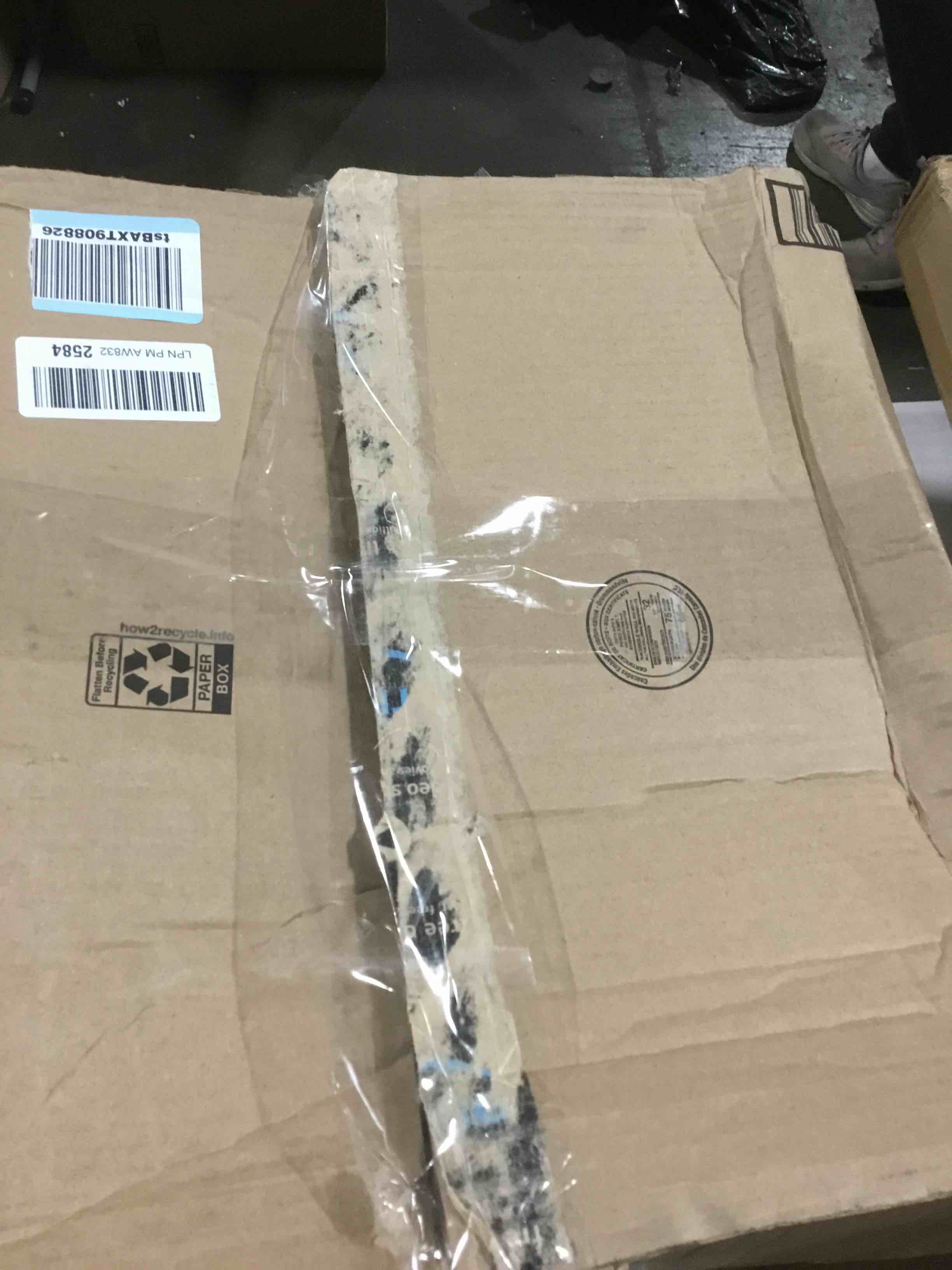 https://s3.amazonaws.com/lotting-images-prod/bidfta/TEA1700413_1731603397638.jpeg